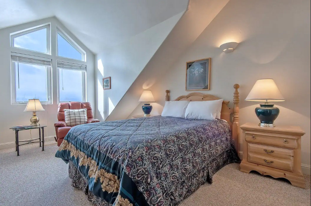Front bedroom