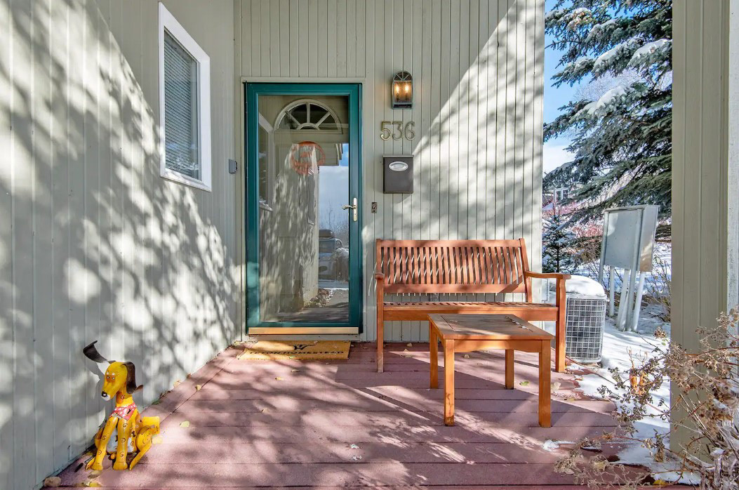 Front deck