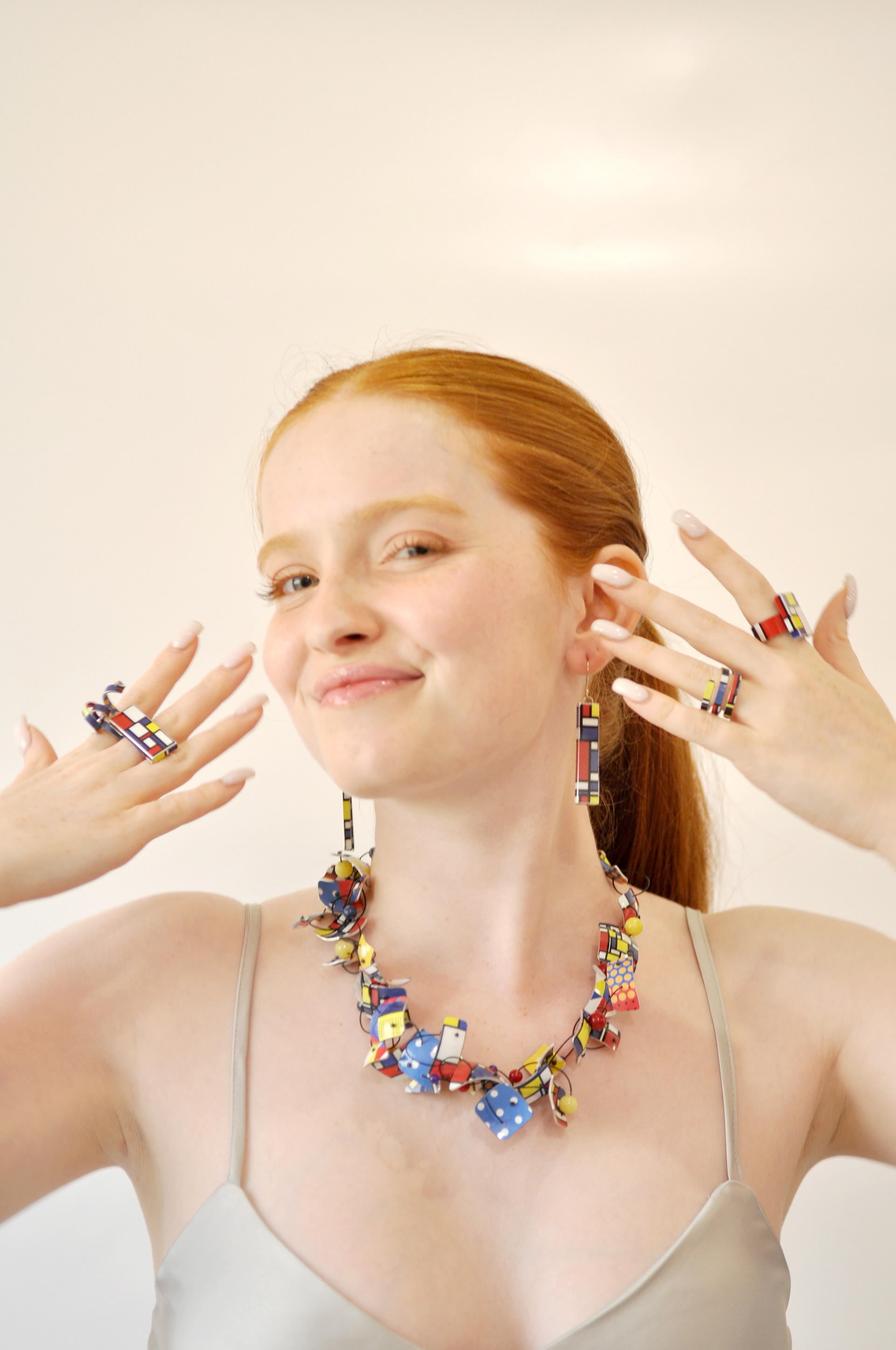 SQUARE RINGS & TWISTED RINGS - modern lines