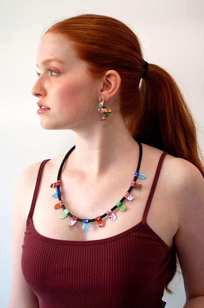 BONE NECKLACE - multicolor