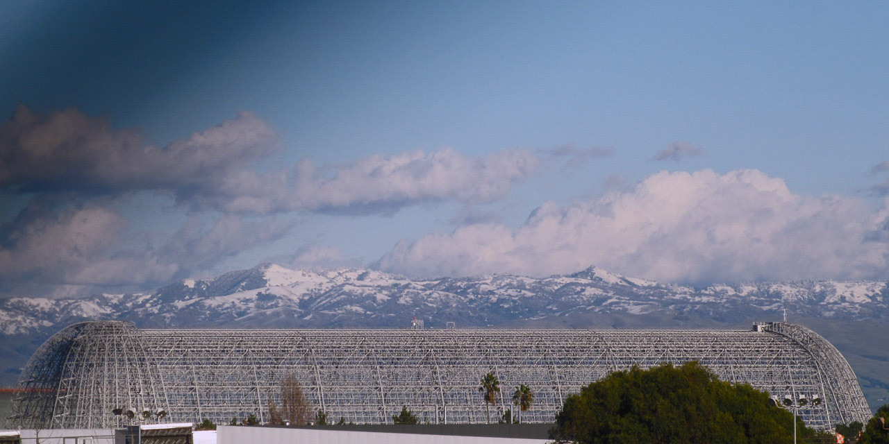 Hangar One, Moffett Field from US 101 Overpass
