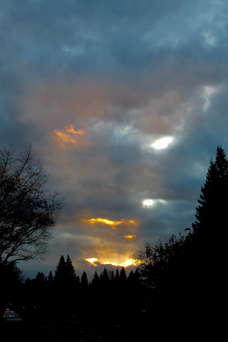 Face-in-Clouds at Sundown