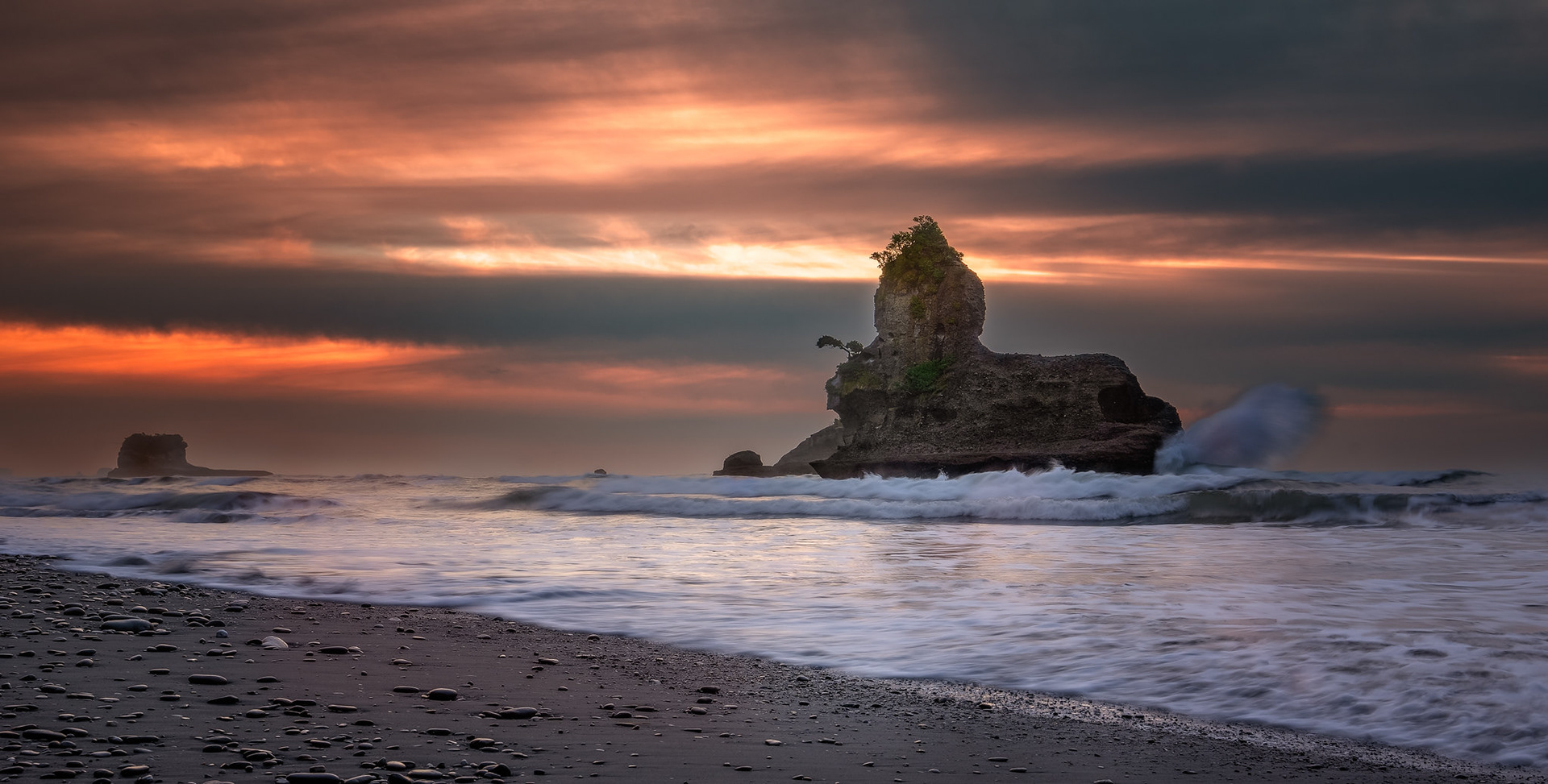 Motukiekie Beach Sunset- South Island NZ (#L25)