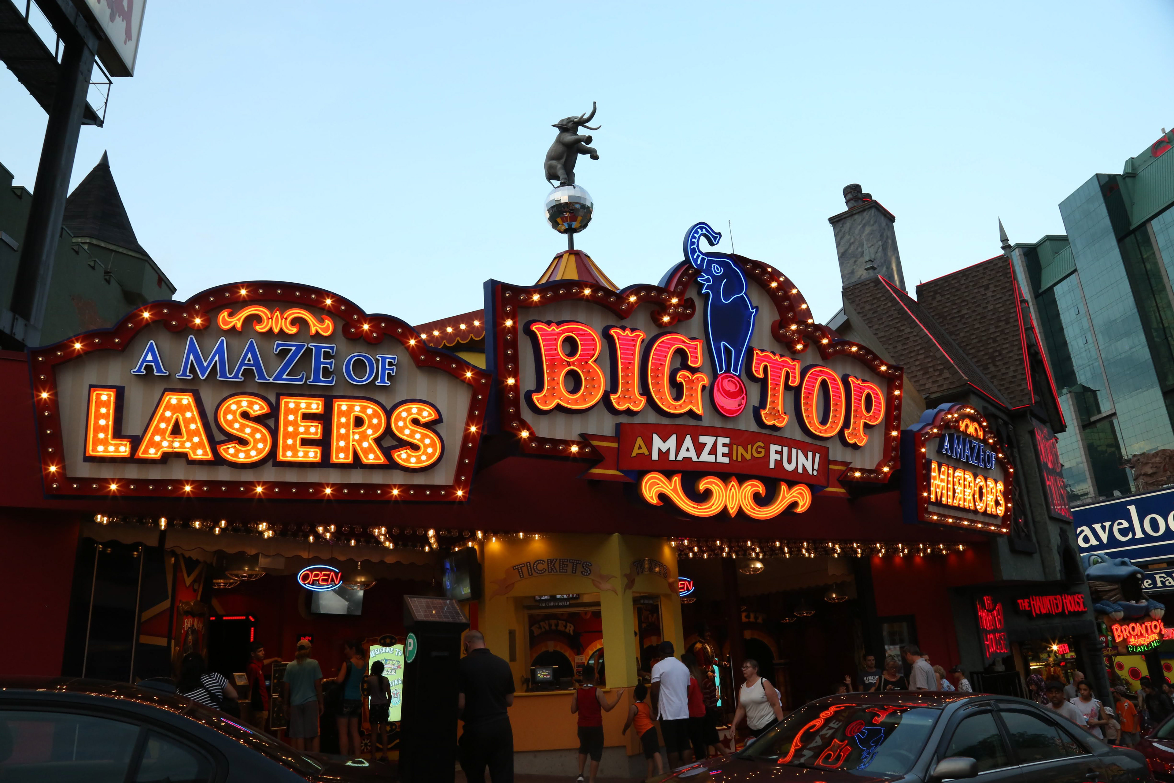 Big top clifton hill