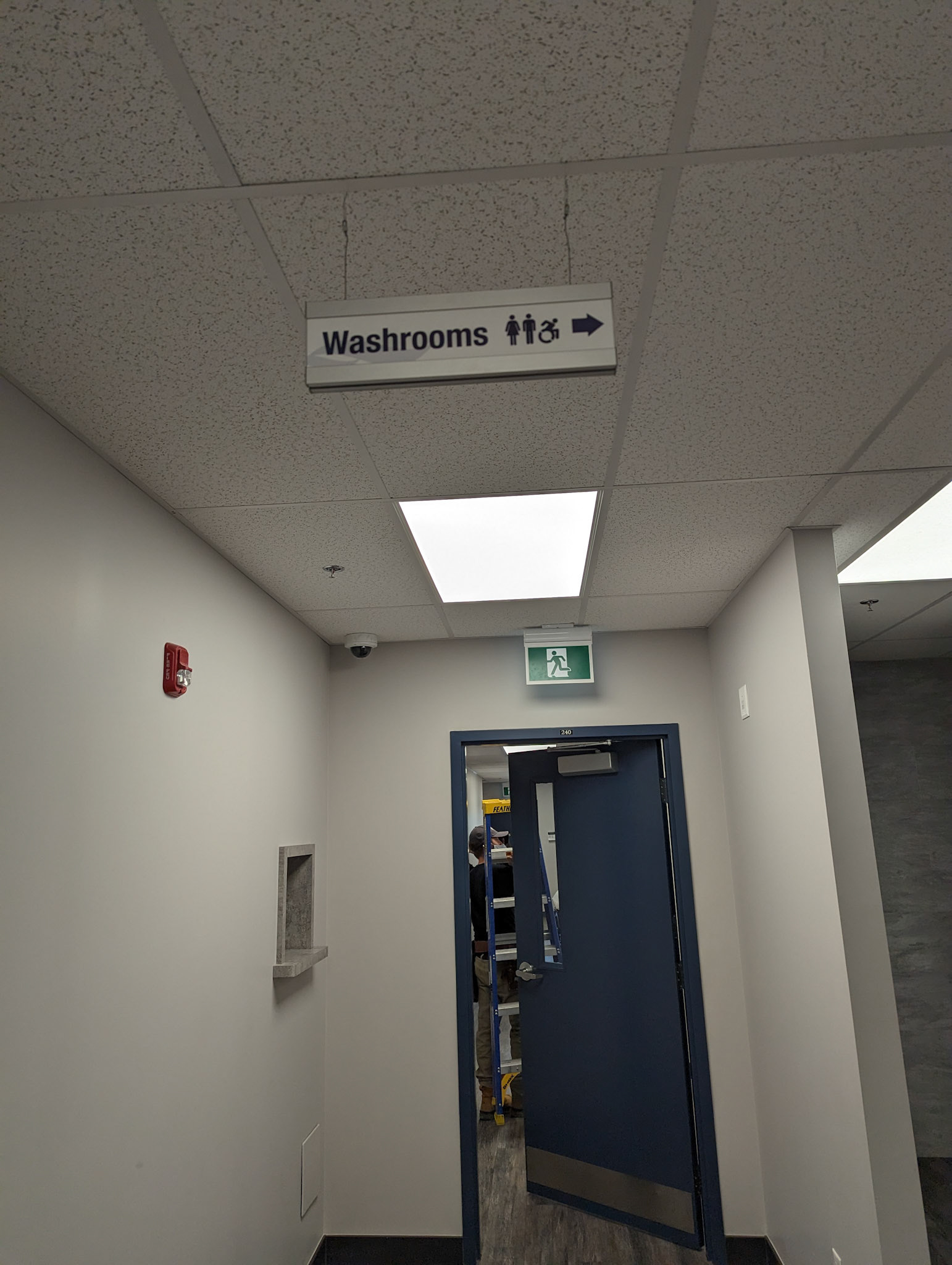 Washroom directional
