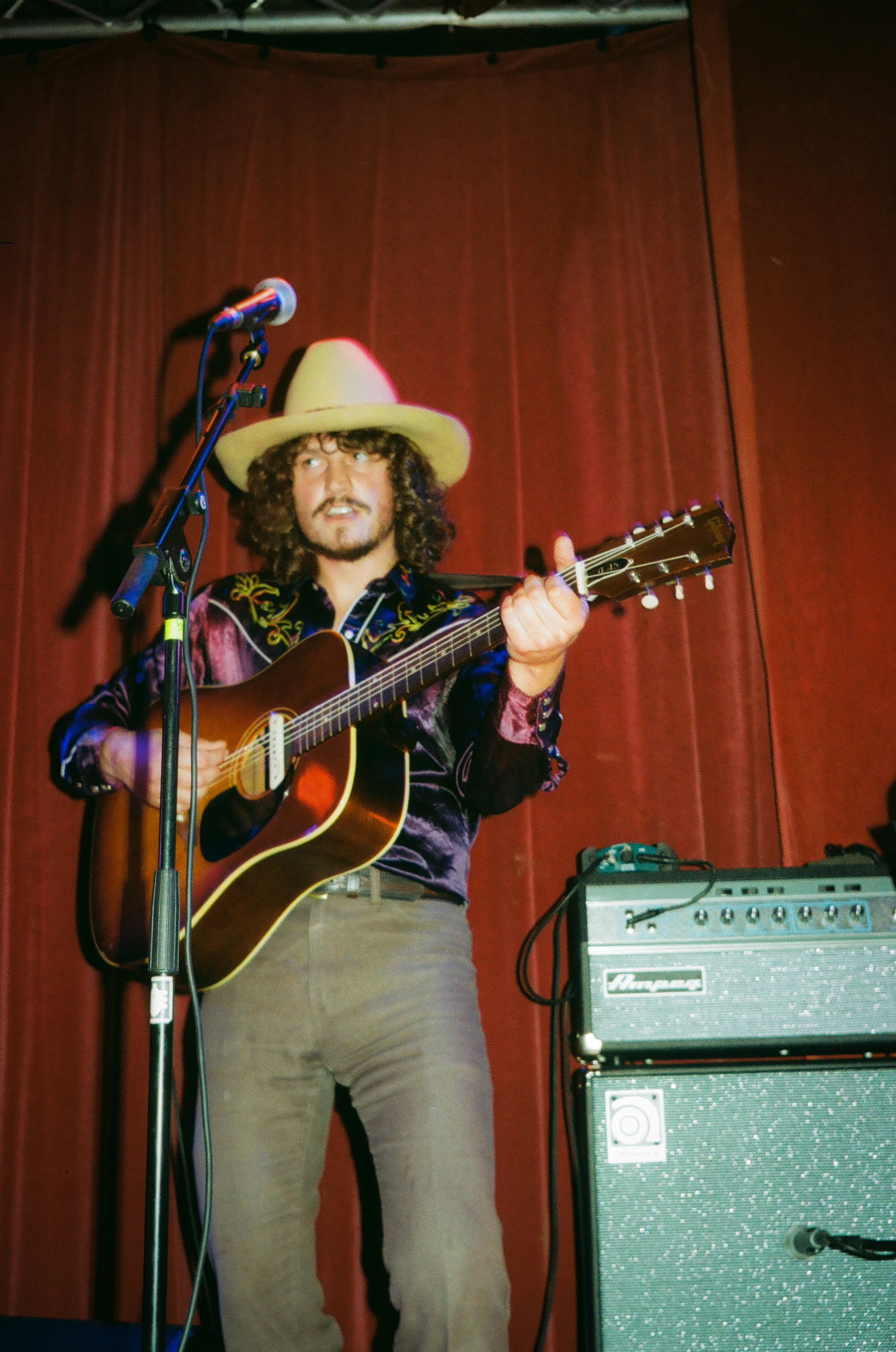 The Bobby Tenderloin Univers 📸 Rita Blue 