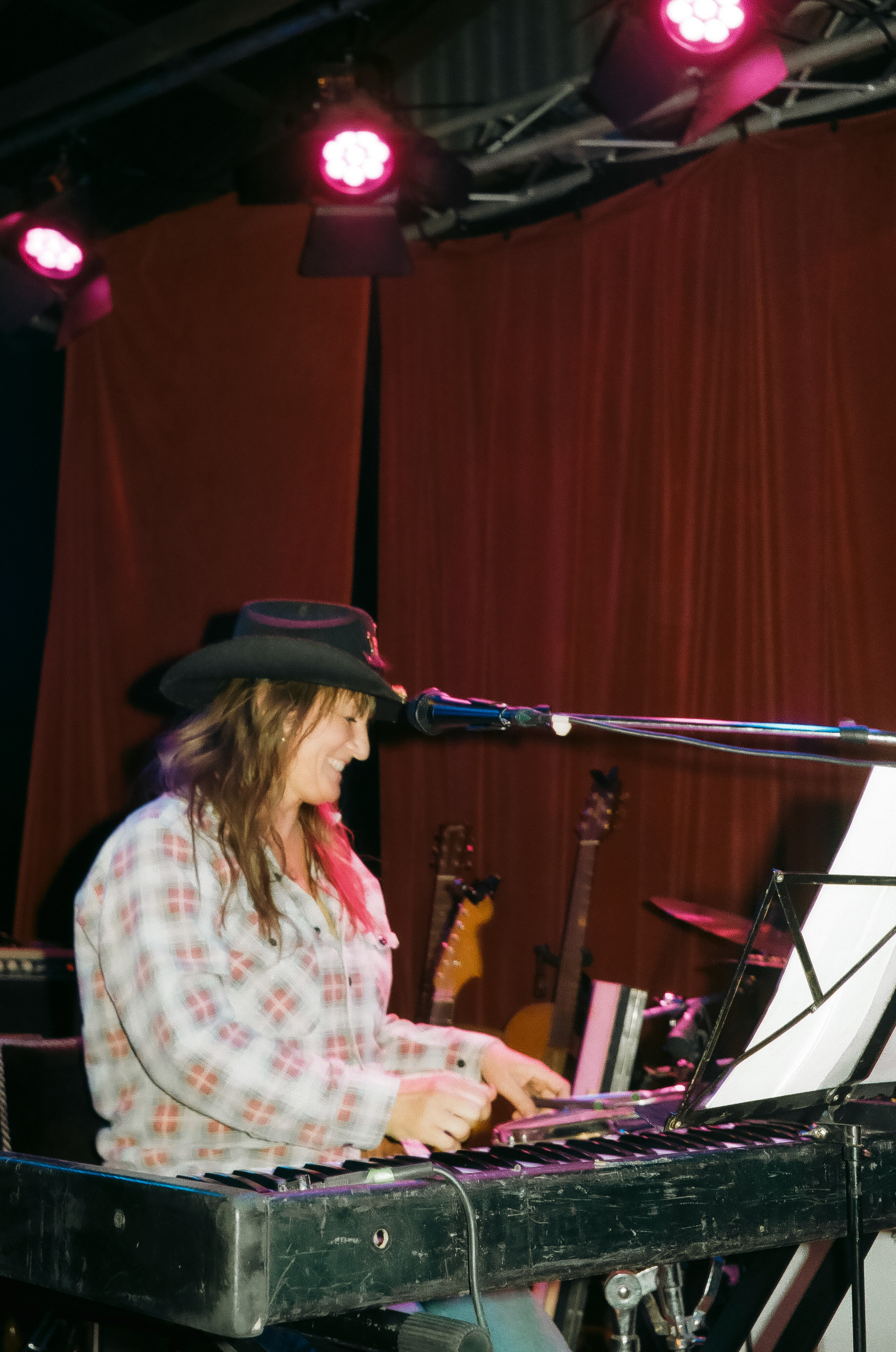 Sunn of a gun 📸 Rita Blue 