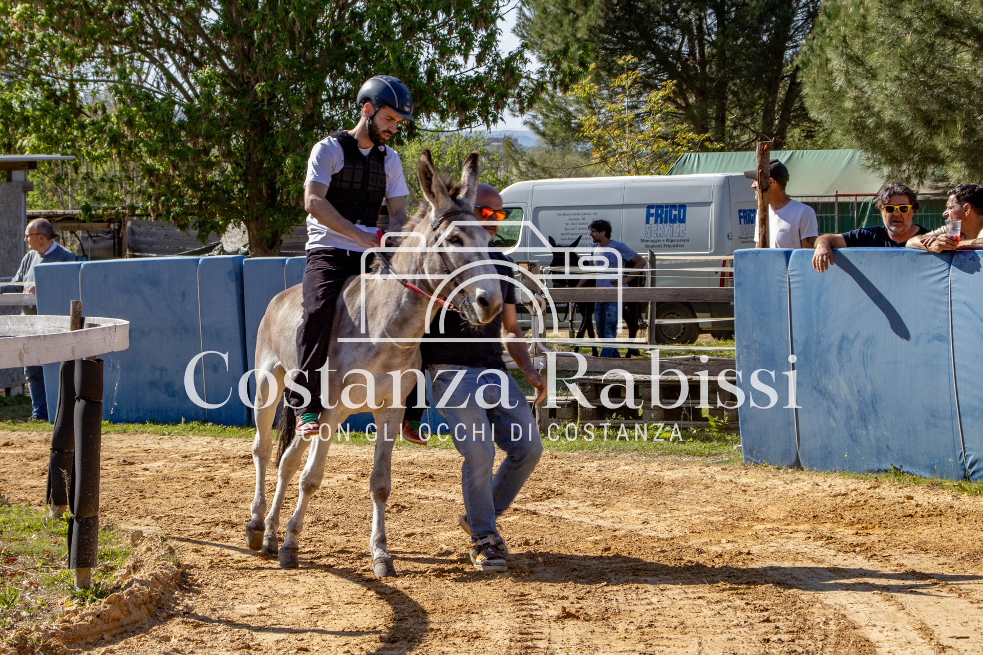 Meeting on the hills - 207