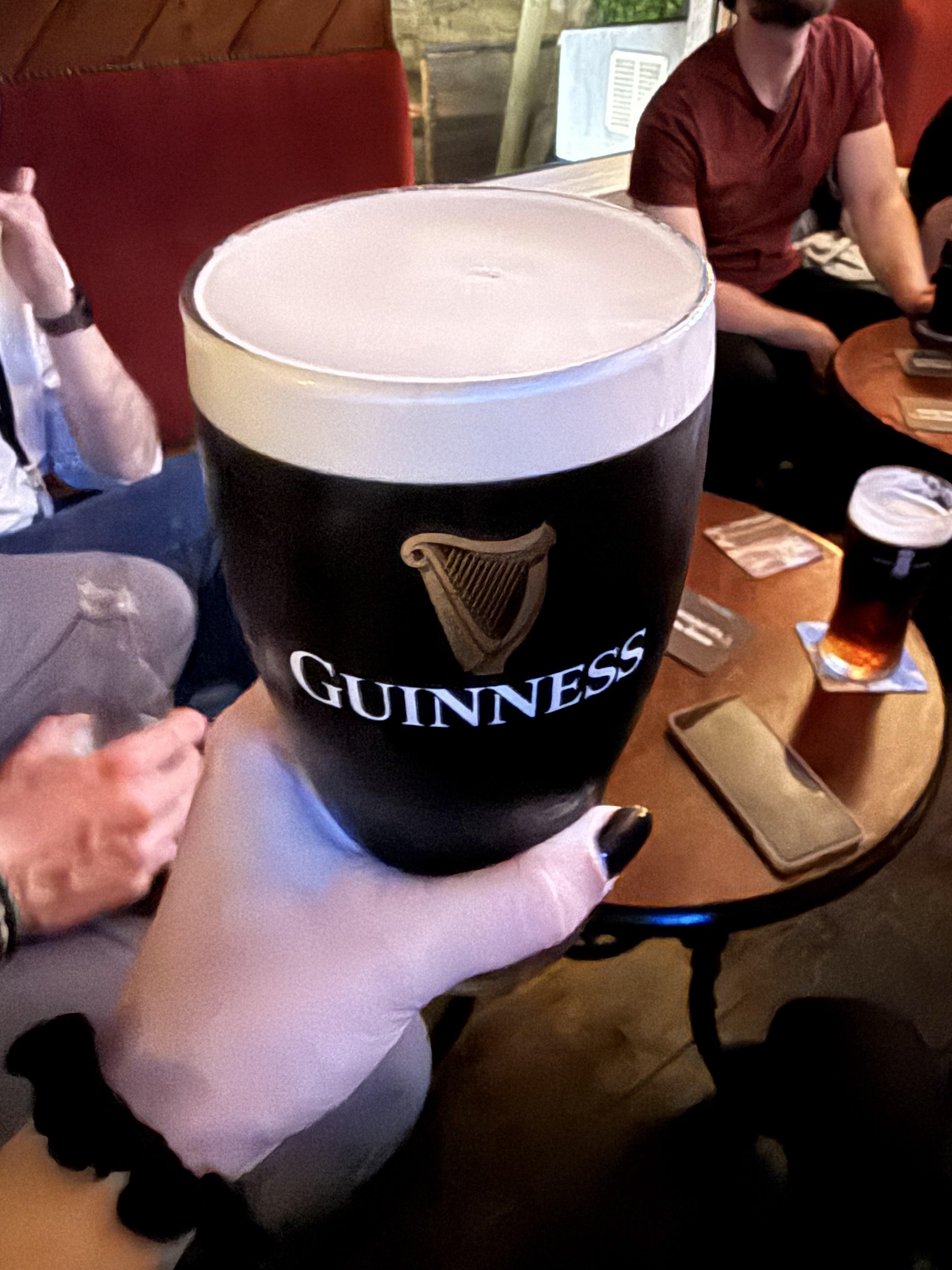 An Bolg Buí Pub Ballina