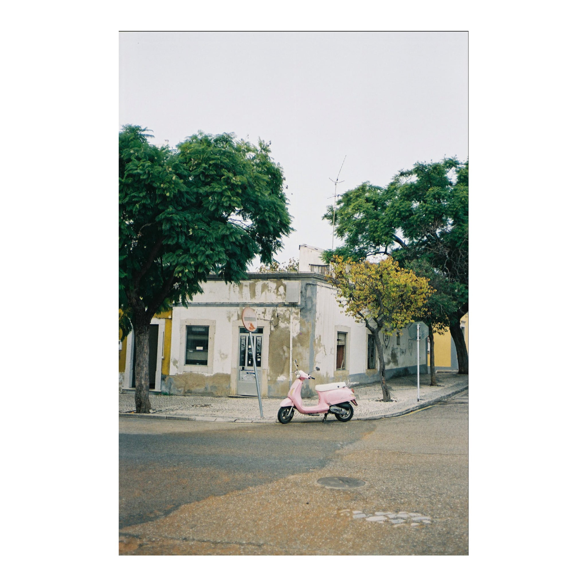 Hello Kitty scooter, Portugal, 2022
