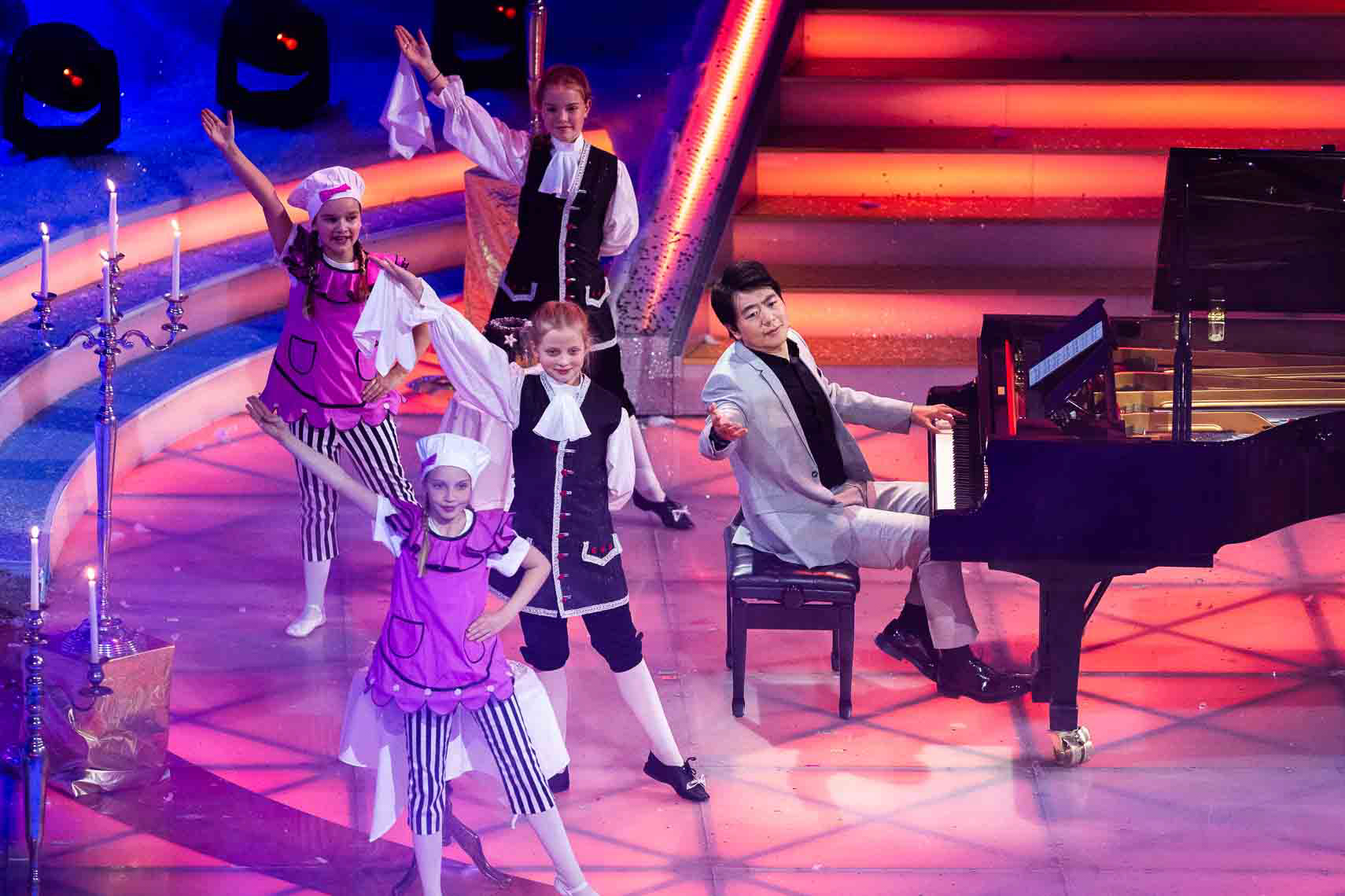 Lang Lang bei der TV-Show "Das Adventsfest der 100.000 Lichter" im Congress Centrum Suhl, Deutschland, 29. November 2025.