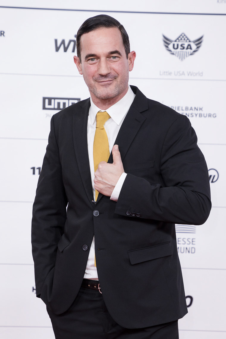 Sönke Möhring auf dem Roten Teppich bei der 19. Kinderlachen-Gala in Dortmund