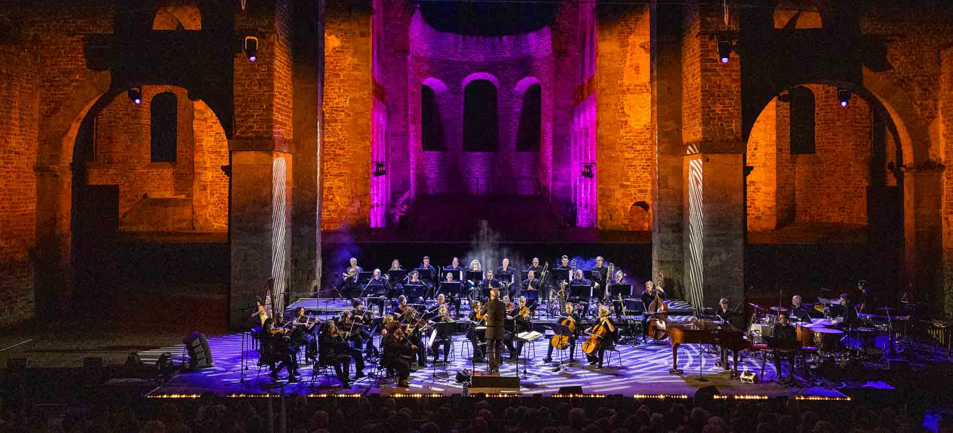 Ensemble und Orchester - 75. Jahre Bad Hersfelder Festspiele - Abschlussgala - Stiftsruine - Bad Hersfeld - 16.08.2026