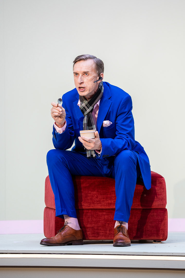 Thorsten Krohn (Alain Reille) während der Generalprobe zu "Der Gott des Gemetzels" bei den 74. Bad Hersfelder Festspiele, 26. Juni 2025, Schloß Eichhof / Bad Hersfeld / Deutschland