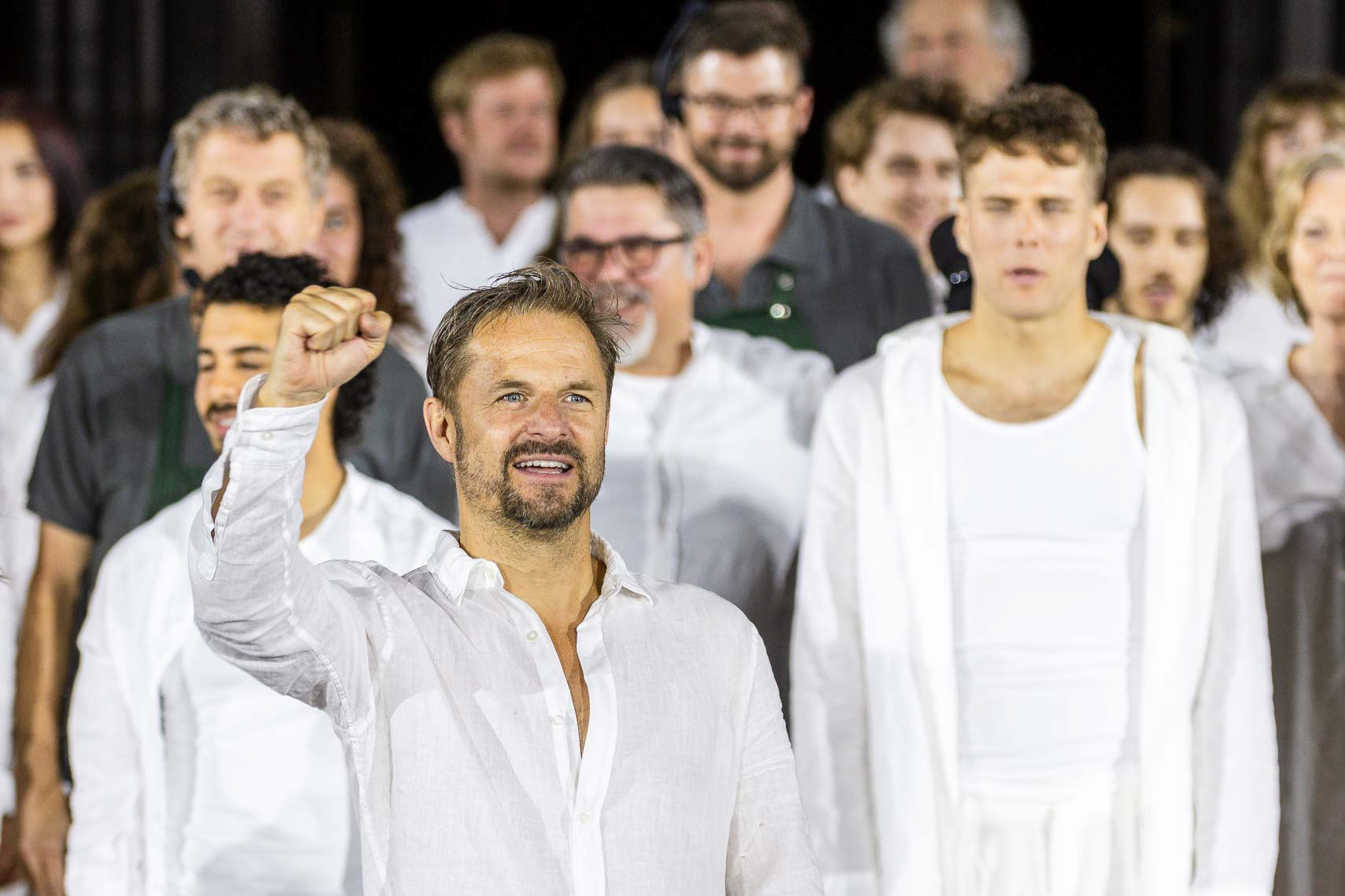 Philipp Hochmair (Jedermann) während der Generalprobe zu "Jedermann - Das Spiel vom Sterben des Reichen Mannes" nach Hugo von Hofmannsthal (1874 - 1929) bei den Salzburger Festpielen am 15. Juli 2025 auf dem Domplatz Salzburg / Land Salzburg / Öste