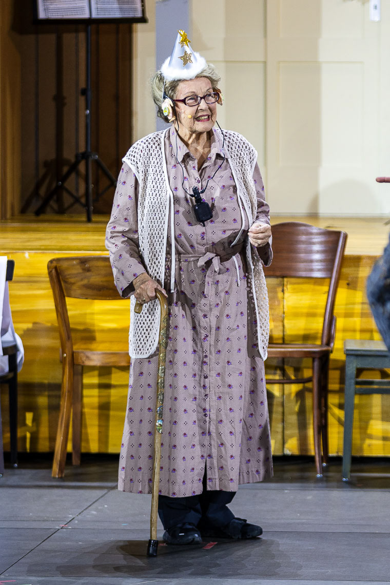 Brigitte Grothum (Olga) während der Medienprobe zu "Wie im Himmel" bei den 73. Bad Herfsleder Festspiele am 25. Juli 204 in der Stiftsruine Bad Hersfeld / Hessen / Deutschland