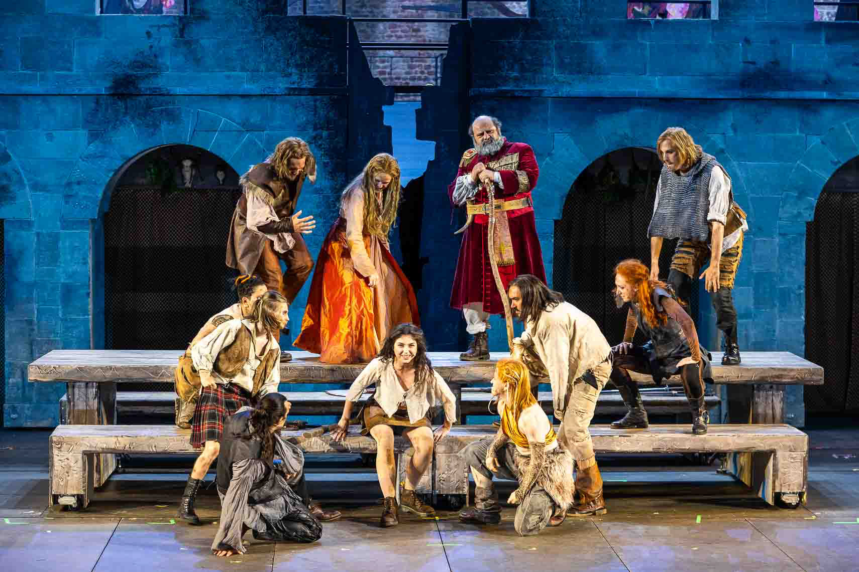 Ensemble, Generalprobe "Ronja Räubertochter" bei den 74. Bad Hersfelder Festspiele, 19. Juni 2025, Stiftsruine Bad Hersfeld / Hessen / Deutschland
