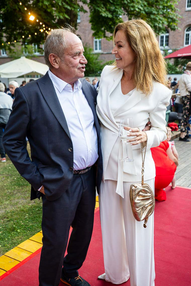 Holger Weinert (EX-HR-Moderator) und Claudia Schick (Moderatorin ARD/HR)