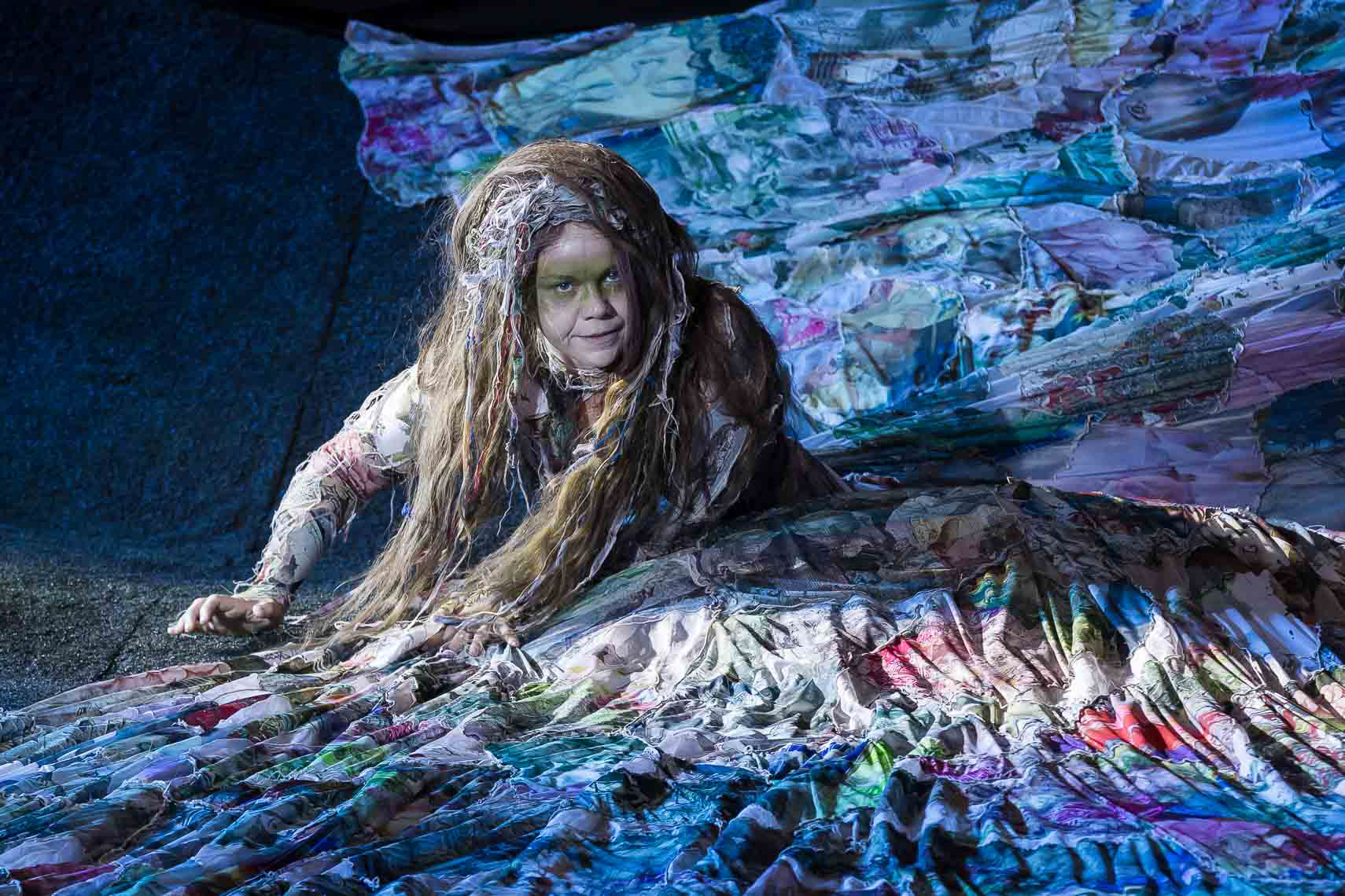 Sarah Viktoria Frick (Gott) während der Medienprobe / Generalprobe zu „Jedermann - Das Spiel vom Sterben des reichen Mannes” von Hugo von Hofmannsthal (1974 - -1929) bei den Salzburger Festspiele 2023