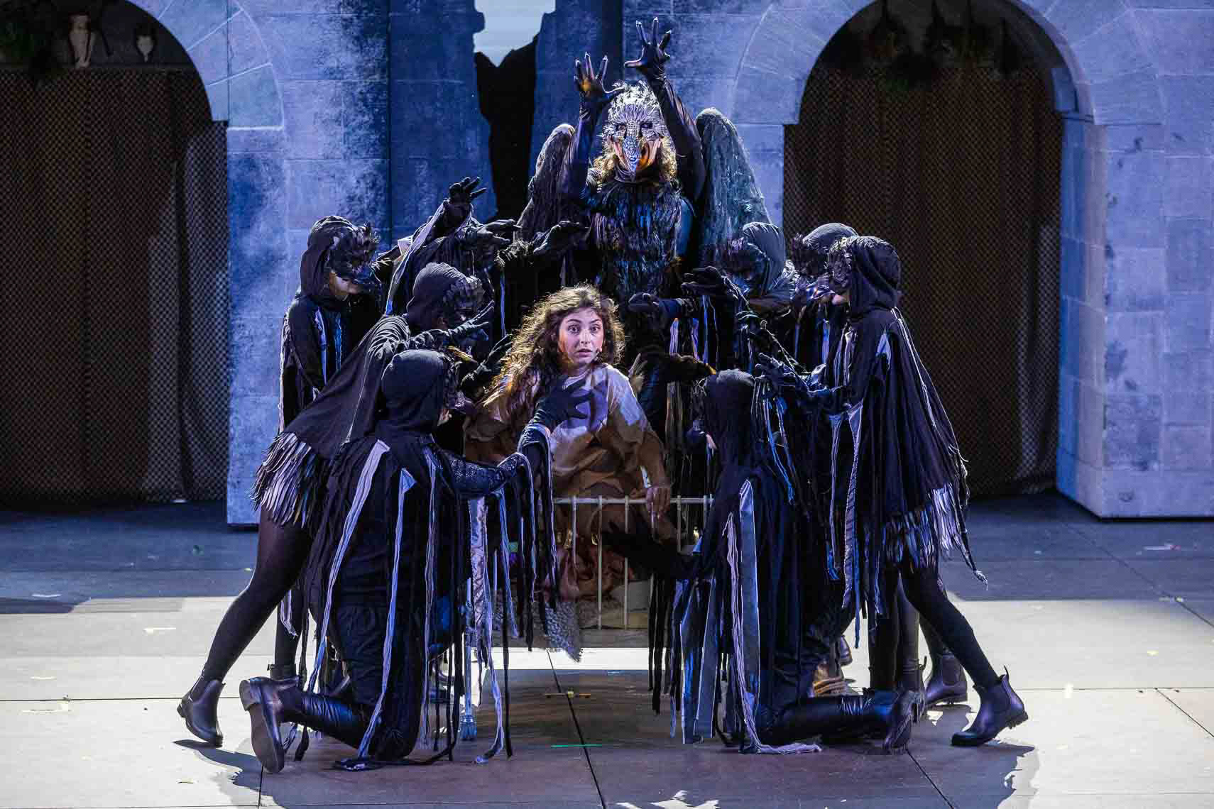 mitte Myriam Ahkoundov (Ronja) - Ronja Räubertochter - 74. Bad Hersfelder Festspiele - Generalprobe - Stiftsruine - Bad Hersfeld