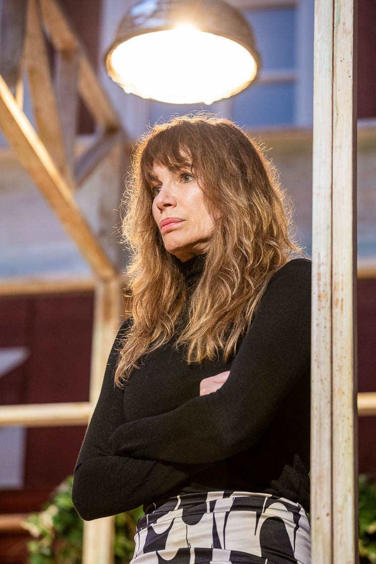 Alexandra Kamp (Elisabeth) während der Generalprobe zu "Der Vorname" bei den 73. Bad Hersfelder Festspielen am 10. Juli 2024 im Schloss Eichhof Bad Hersfeld / Hessen / Deutschland
