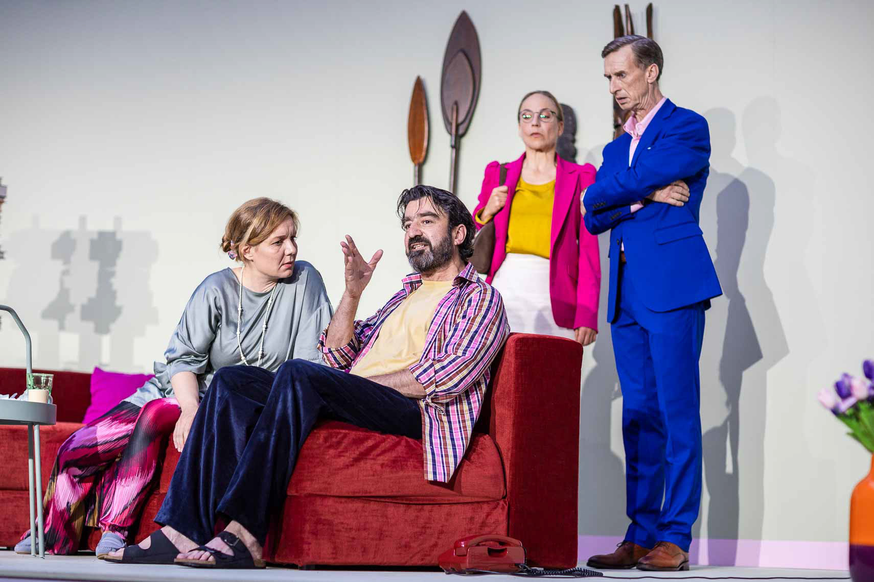 Mara Widmann (Véronique Houillé), Michele Cuciuffo (Michel Houillé), Lucca Züchner (Annette Reille), Thorsten Krohn (Alain Reille)