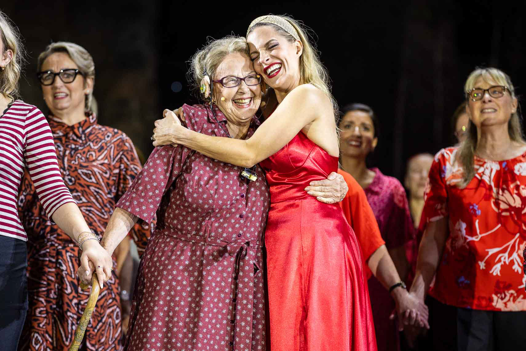 Brigitte Grothum (Olga), Sandy Mölling (Gabriella)