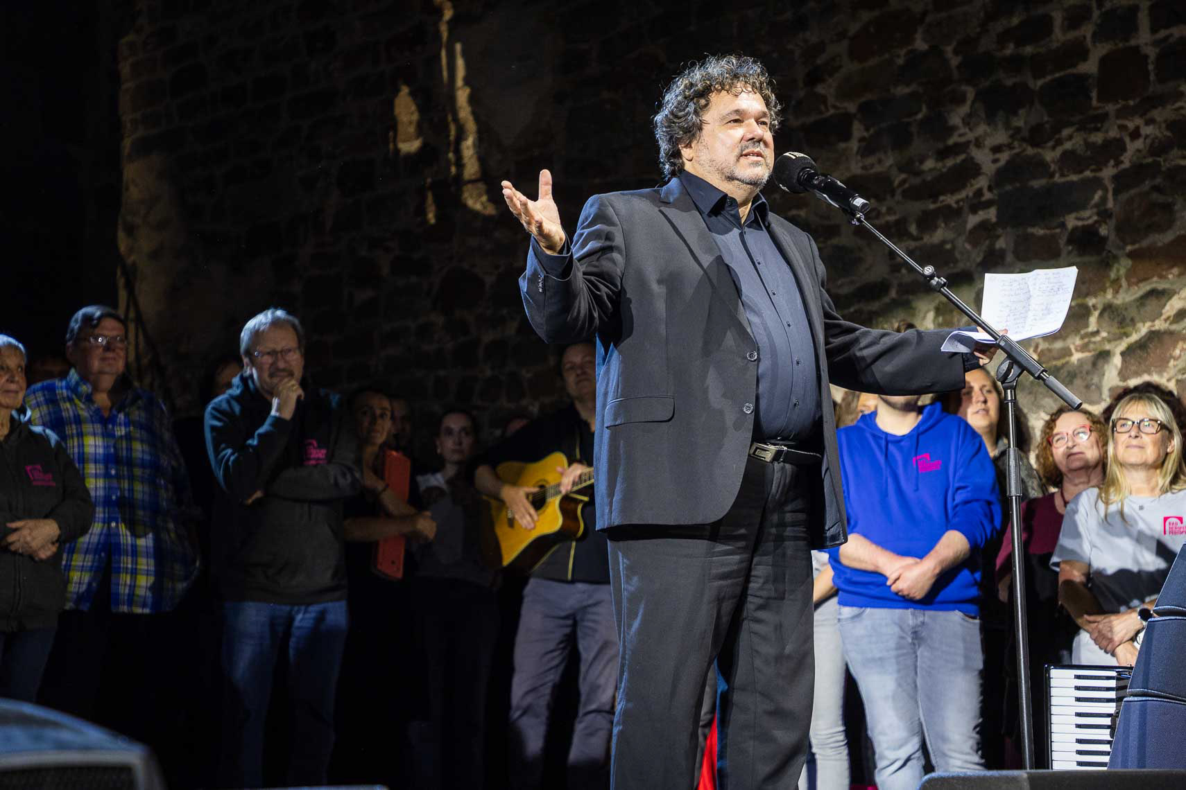 Joern Hinkel (scheidender Intendant) während der Abschluss-Gala der 74. Bad Hersfelder Festspiele in der Stiftsruine, aufgenommen am 18. August 2025 in Bad Hersfeld / Hessen / Deutschland