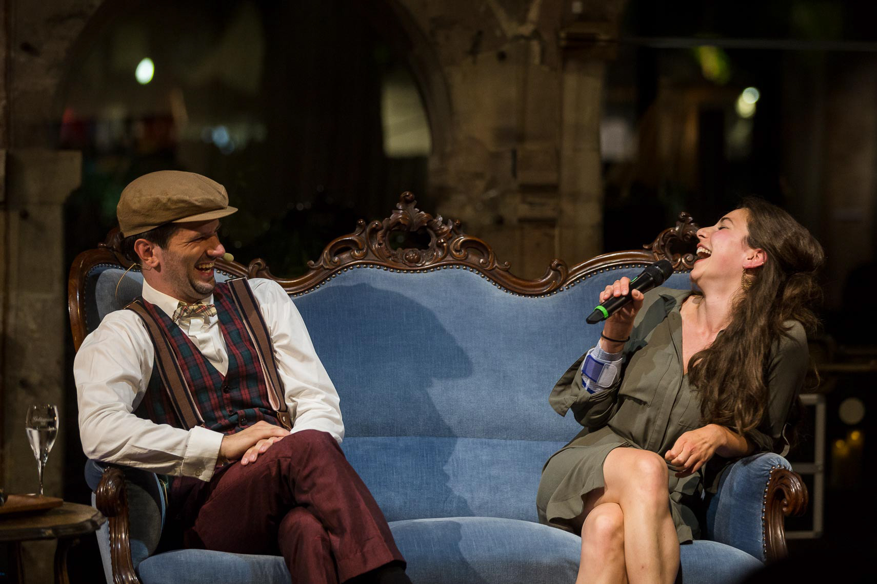 Gastgeber Dominik Mäcke mit Schauspielerin Natalja Joselewitsch