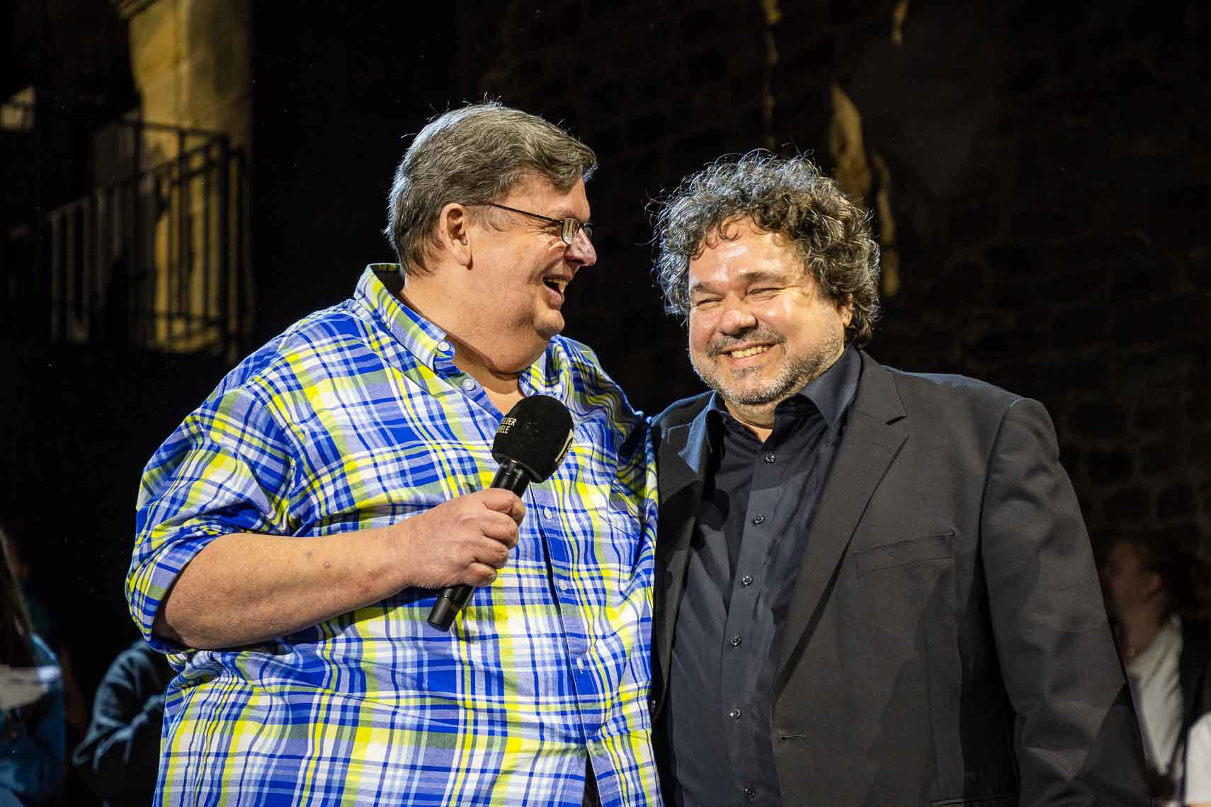 Günter Alt mit Joern Hinkel (scheidender Intendant)