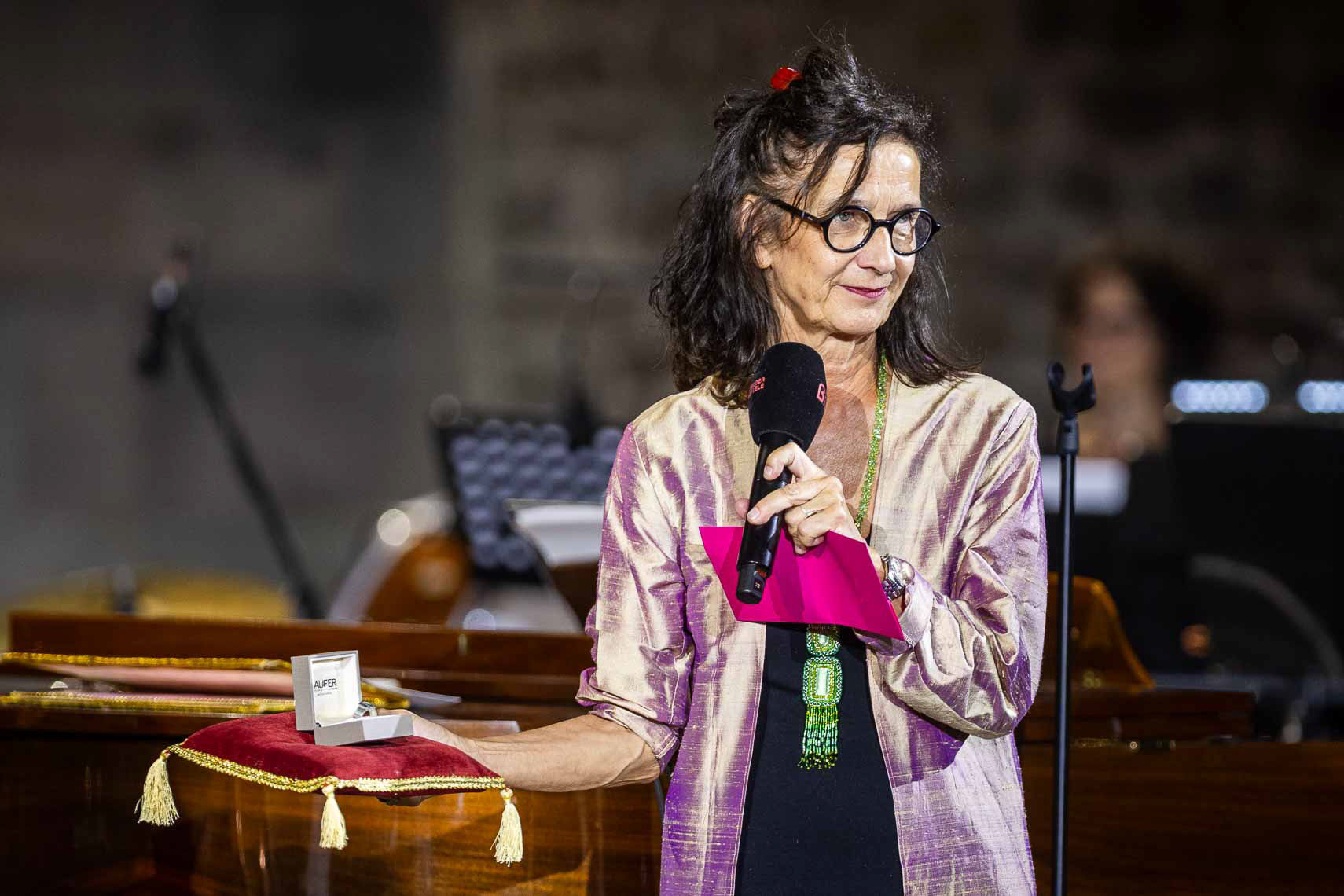 Elke Hesse (Direktorin und Intendantin der Bad Hersfelder Festspiele) mit Zuschauerpreis bei der Abschlussgala der 75. Bad Hersfelder Festspiele in der Stiftsruine in Bad Hersfeld, Deutschland, 16. August 2026
