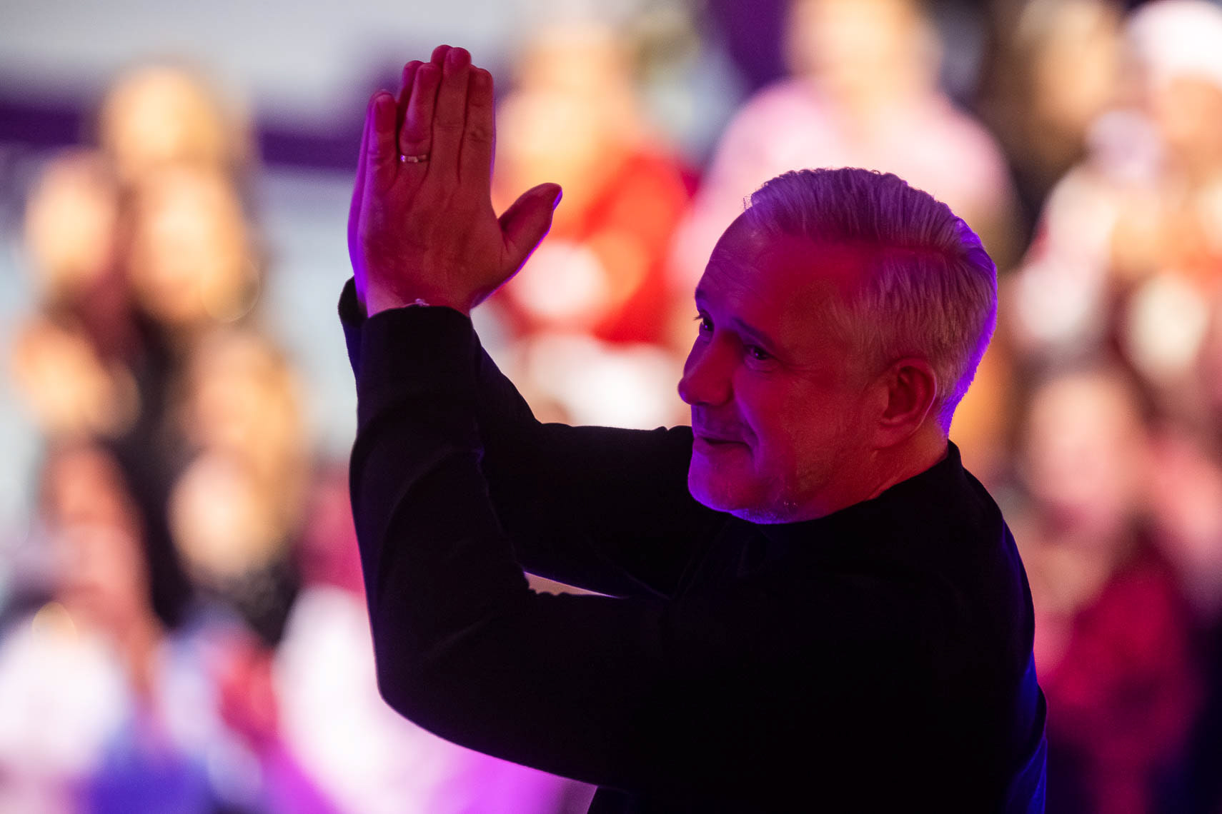 Alexander Herrmann bei der TV-Show "Das Adventsfest der 100.000 Lichter" im Congress Centrum Suhl, Deutschland, 29. November 2025.