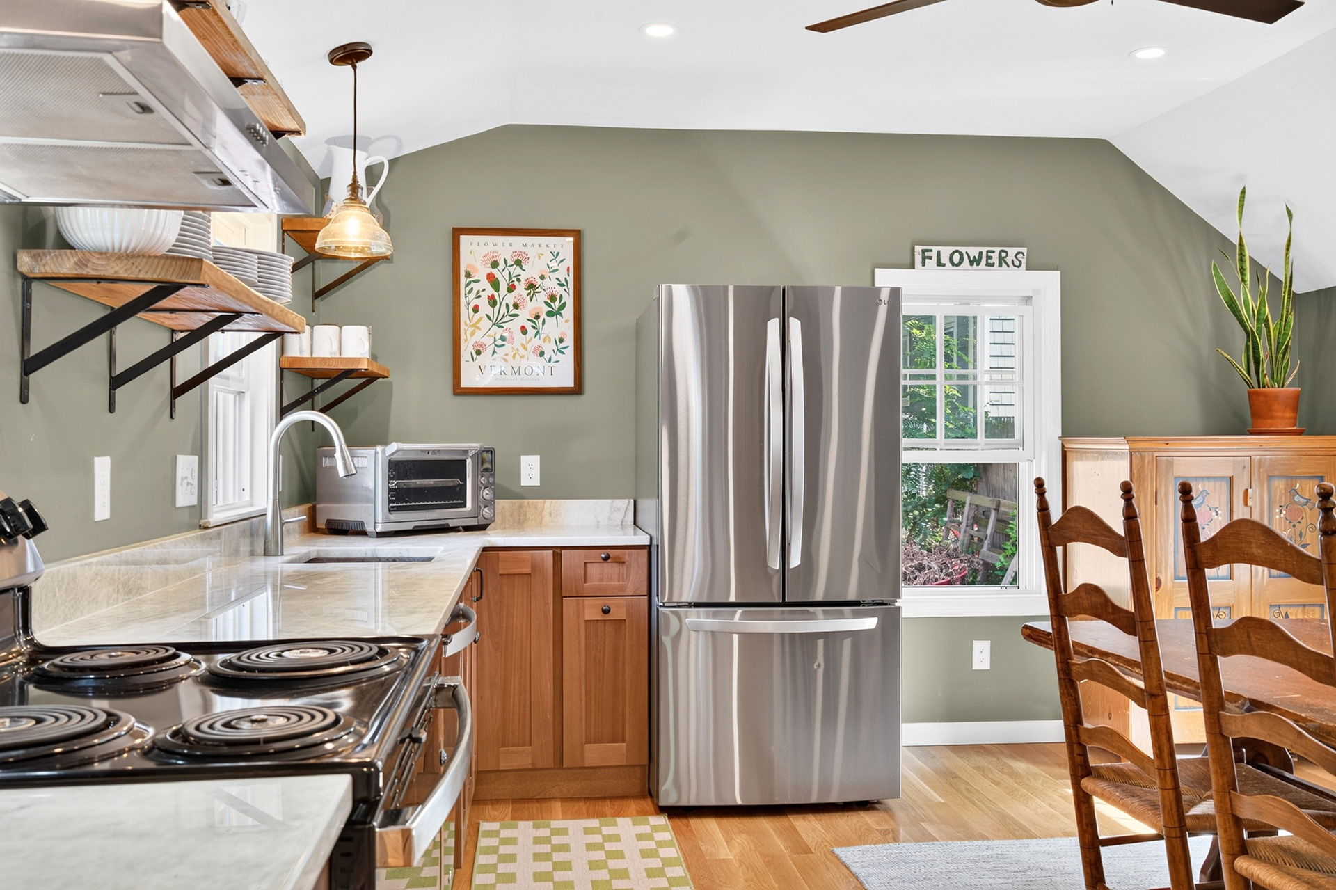 Real estate kitchen photo, Weymouth MA