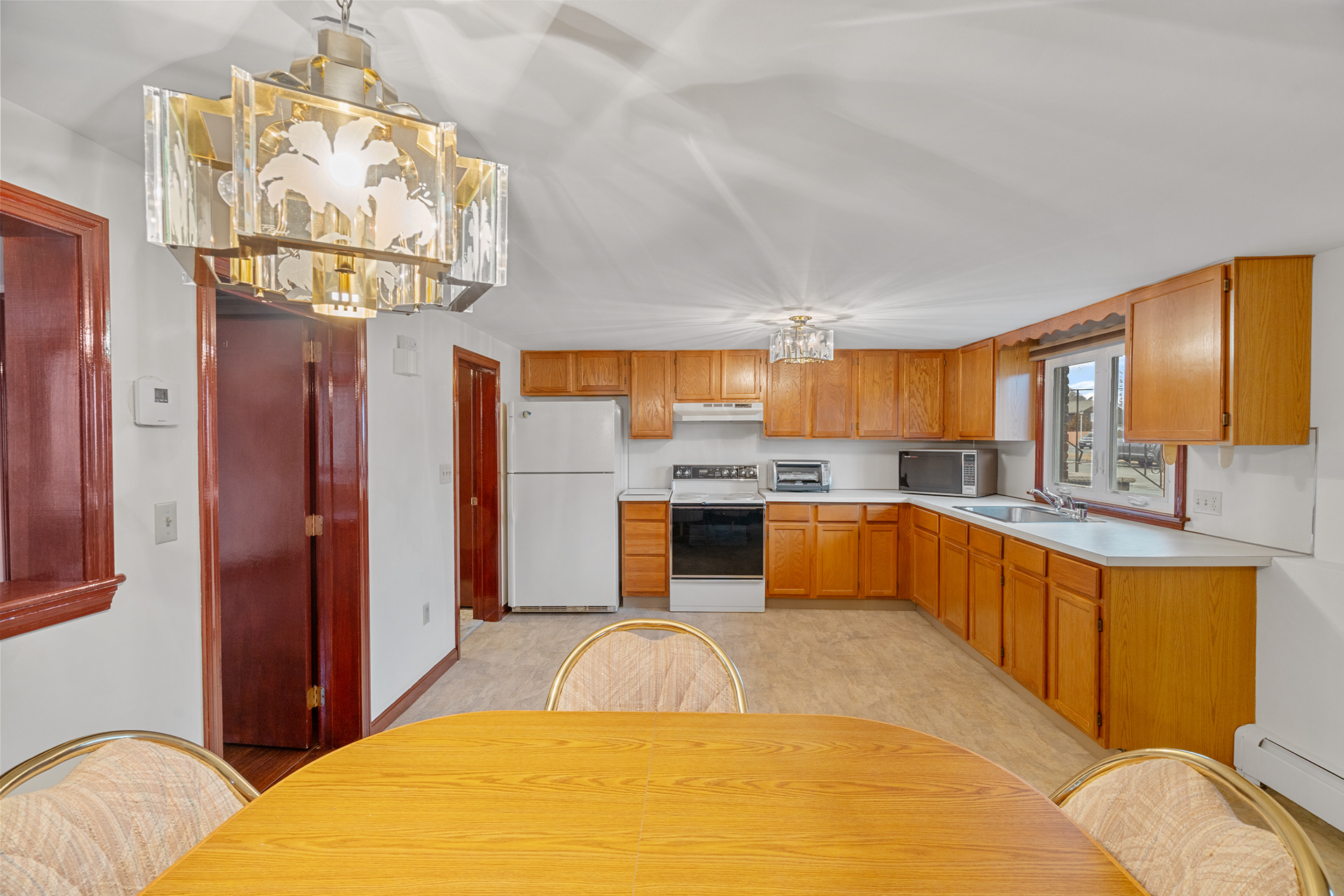 Real estate kitchen photo, Braintree MA