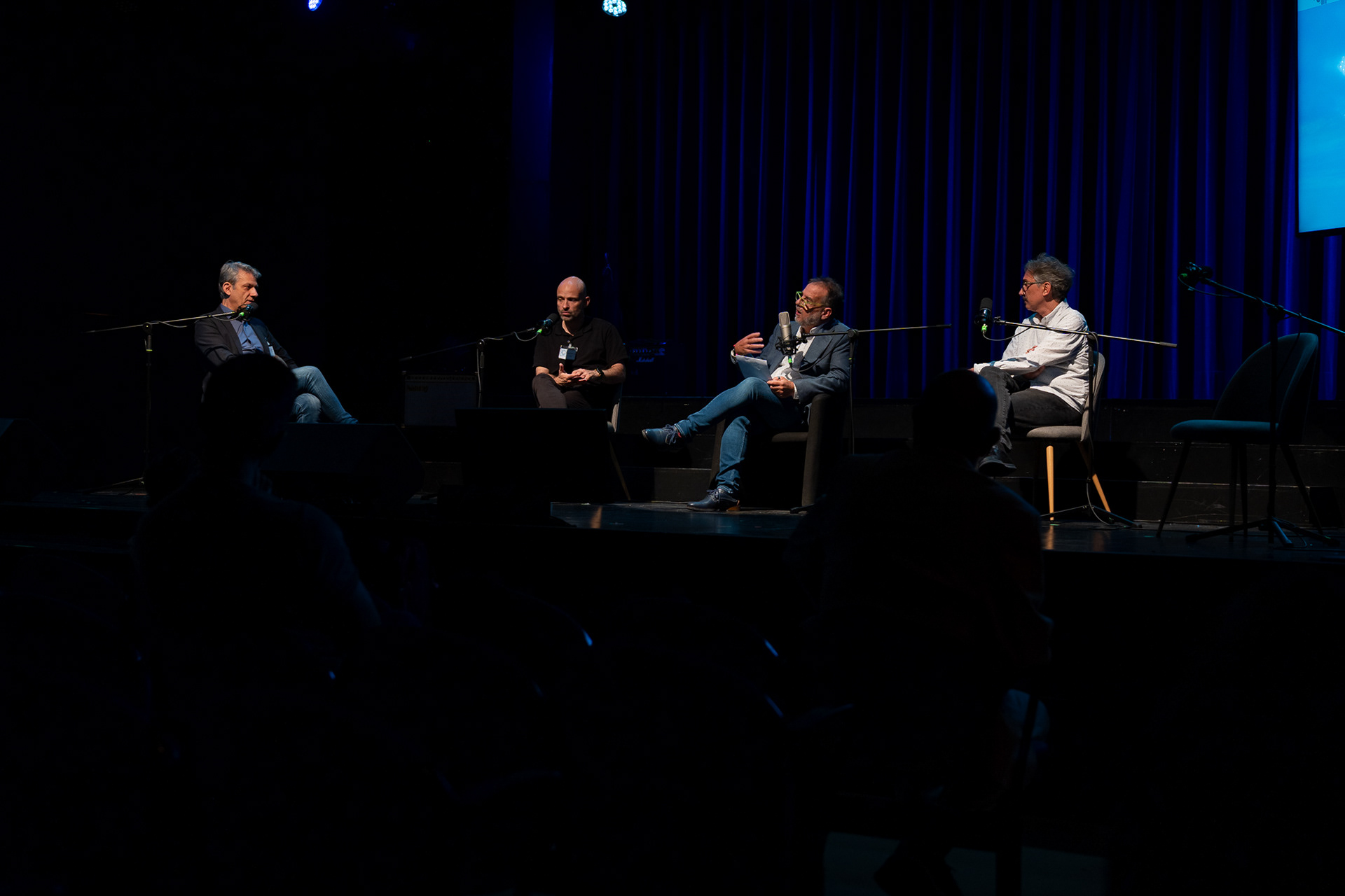 Design forum held by Leonteio Alumni Association in Athens