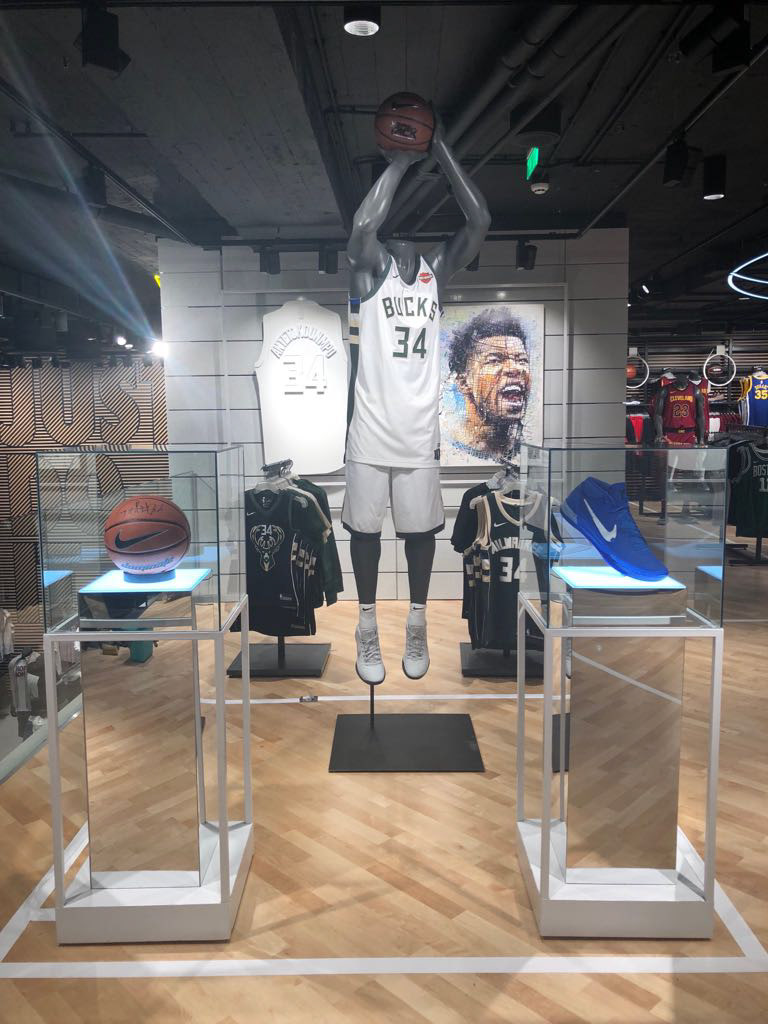 Giannis antetokounmpo cheap nba store