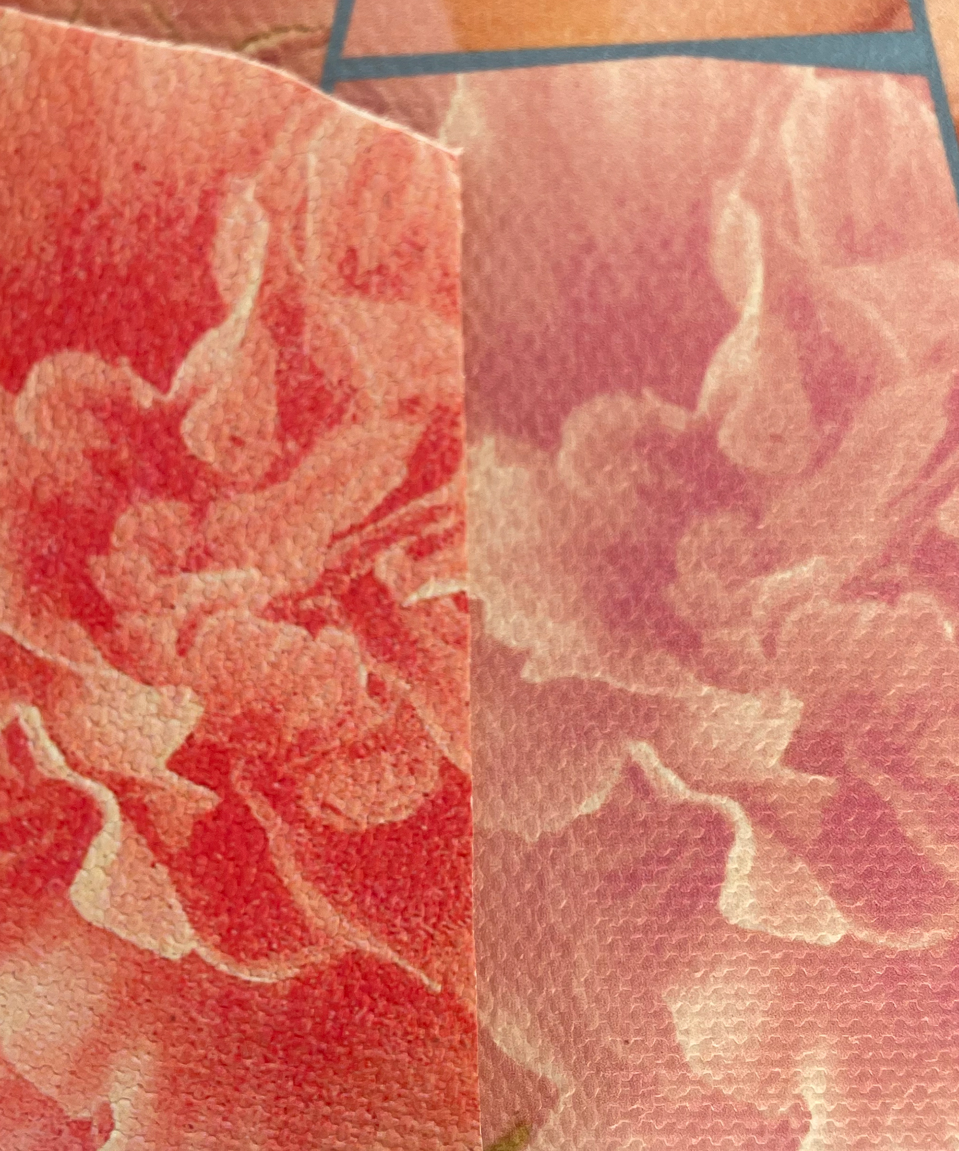 Left: Giclée 12 color printing. Right: simple printing, after five years of exposure