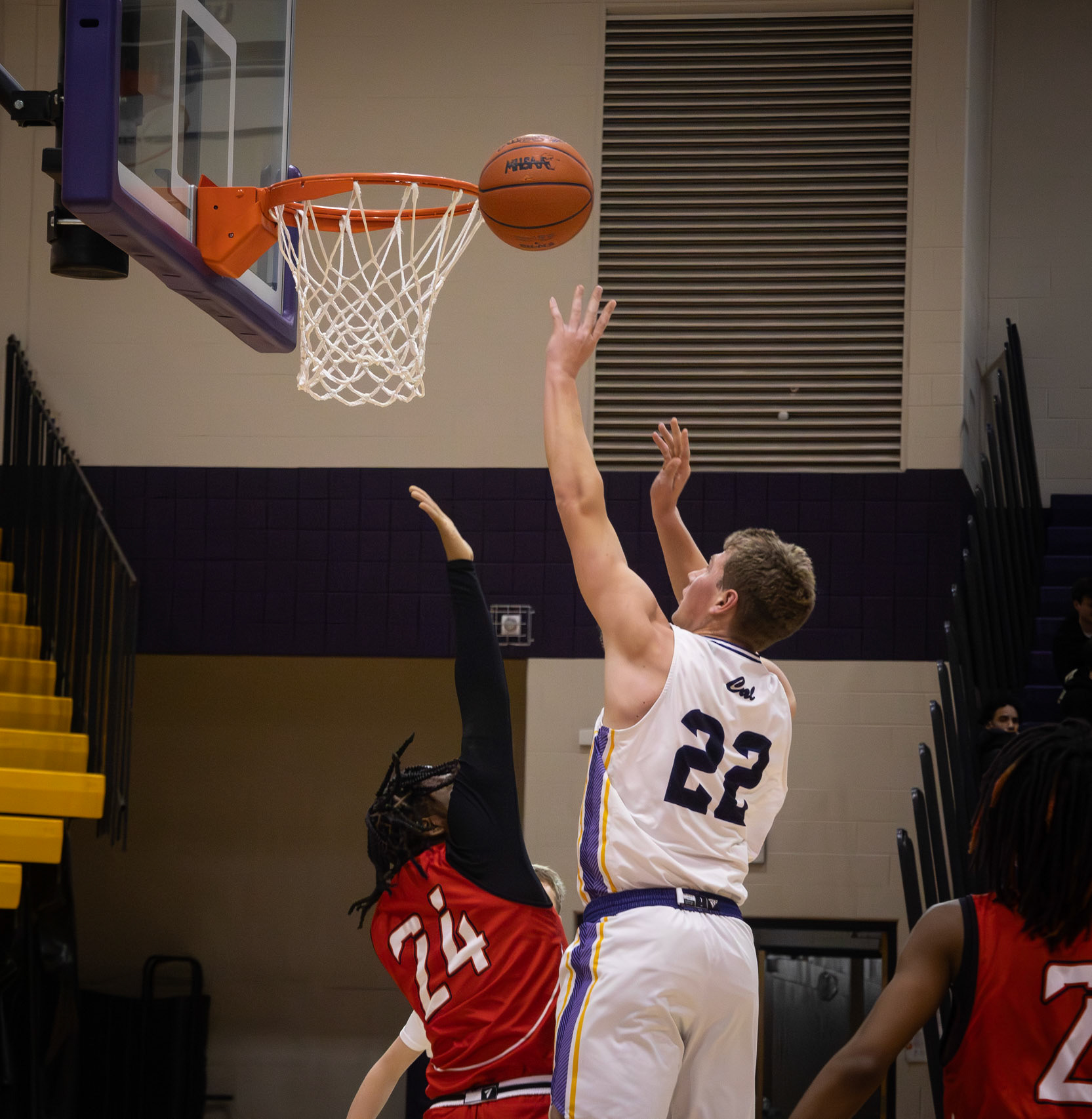 Write Display Caption here. (Photo by Khloe Lowande)