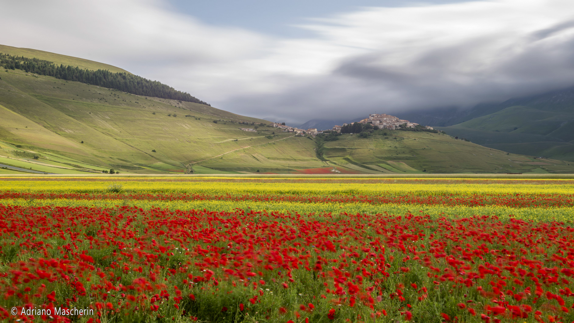 Castelluccio da Piano Grande - Castelluccio from Piano Grande