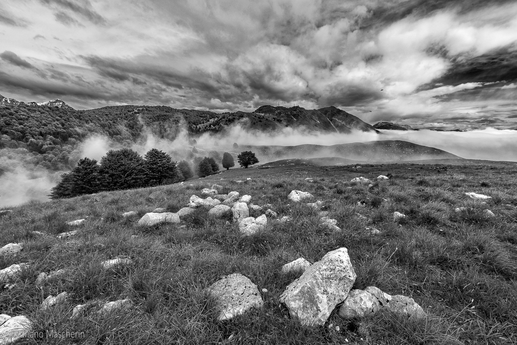 Nebbie e nuvole sul Caseratte - Mists and clouds on the Caseratte