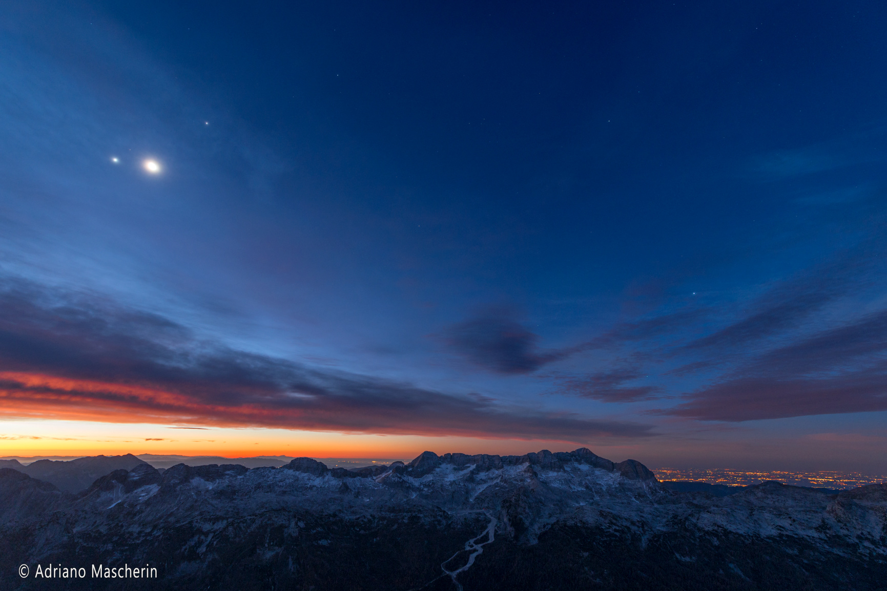 Aurora dal bivacco Vuerich - Dawn from the Vuerich bivouac
