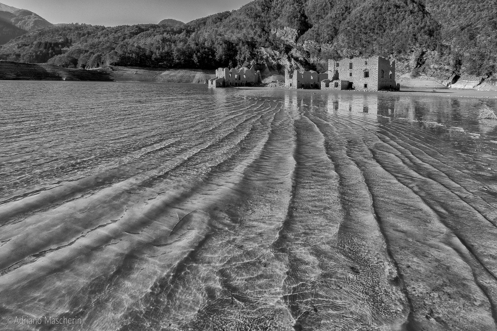 Borgo Movada lago Redona - Movada hamlet lake Redona