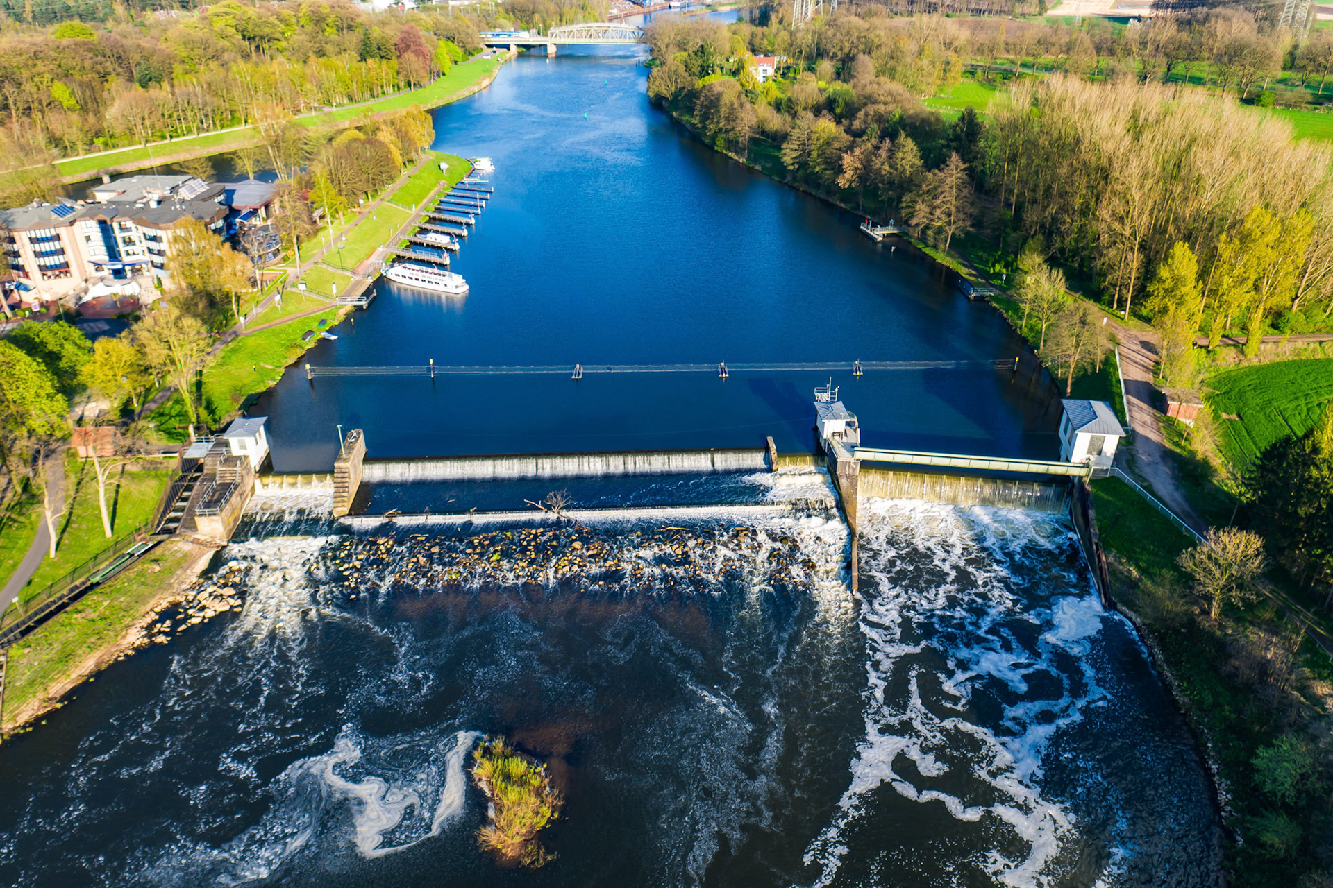 Blick auf den Wasserfall in Haneken-Faer bei Lingen