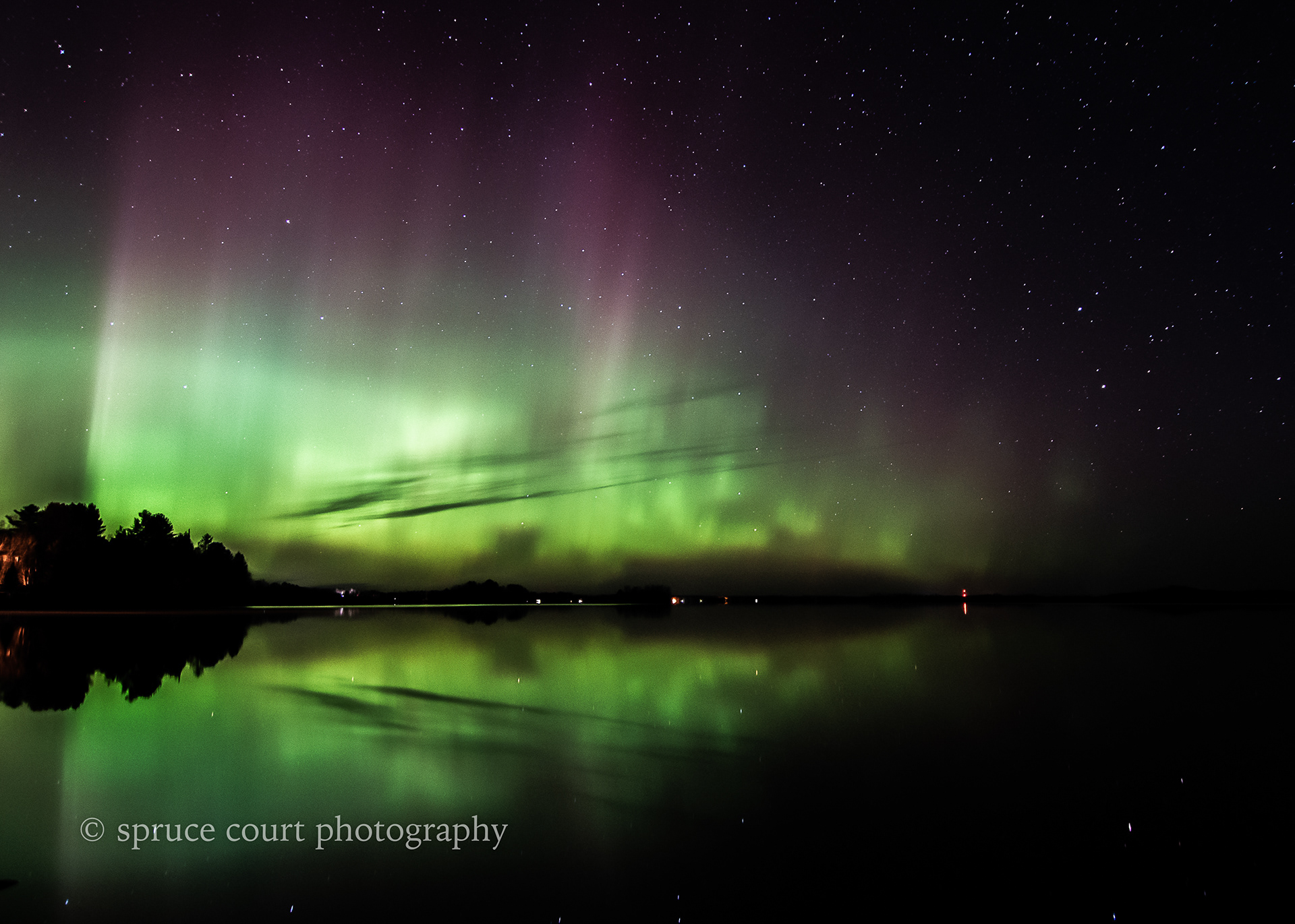 Aurora at Island Lake 12