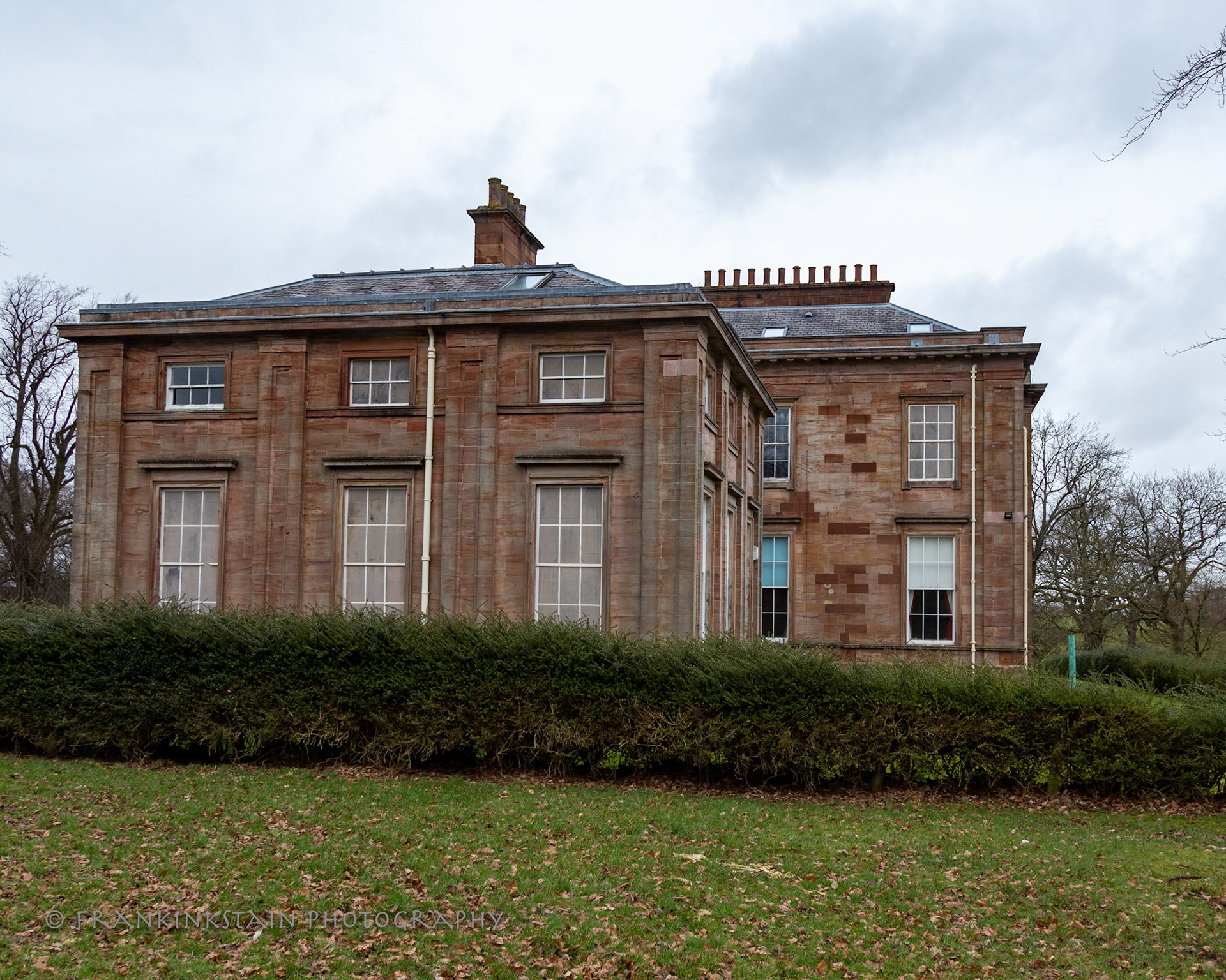 AIKENHEAD HOUSE - 325 CARMUNNOCK ROAD, KING'S PARK,