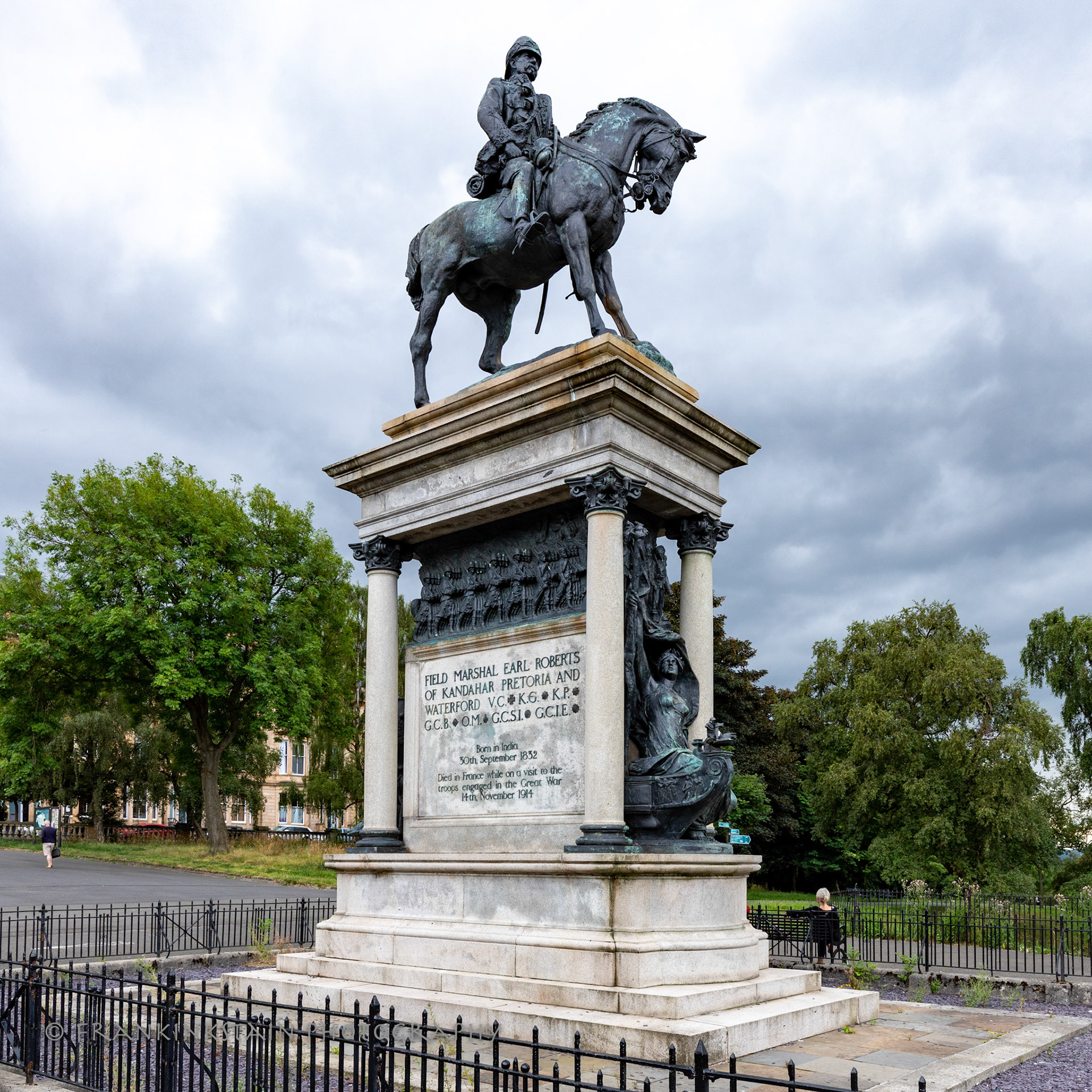 KELVINGROVE PARK, ROBERTS MEMORIAL