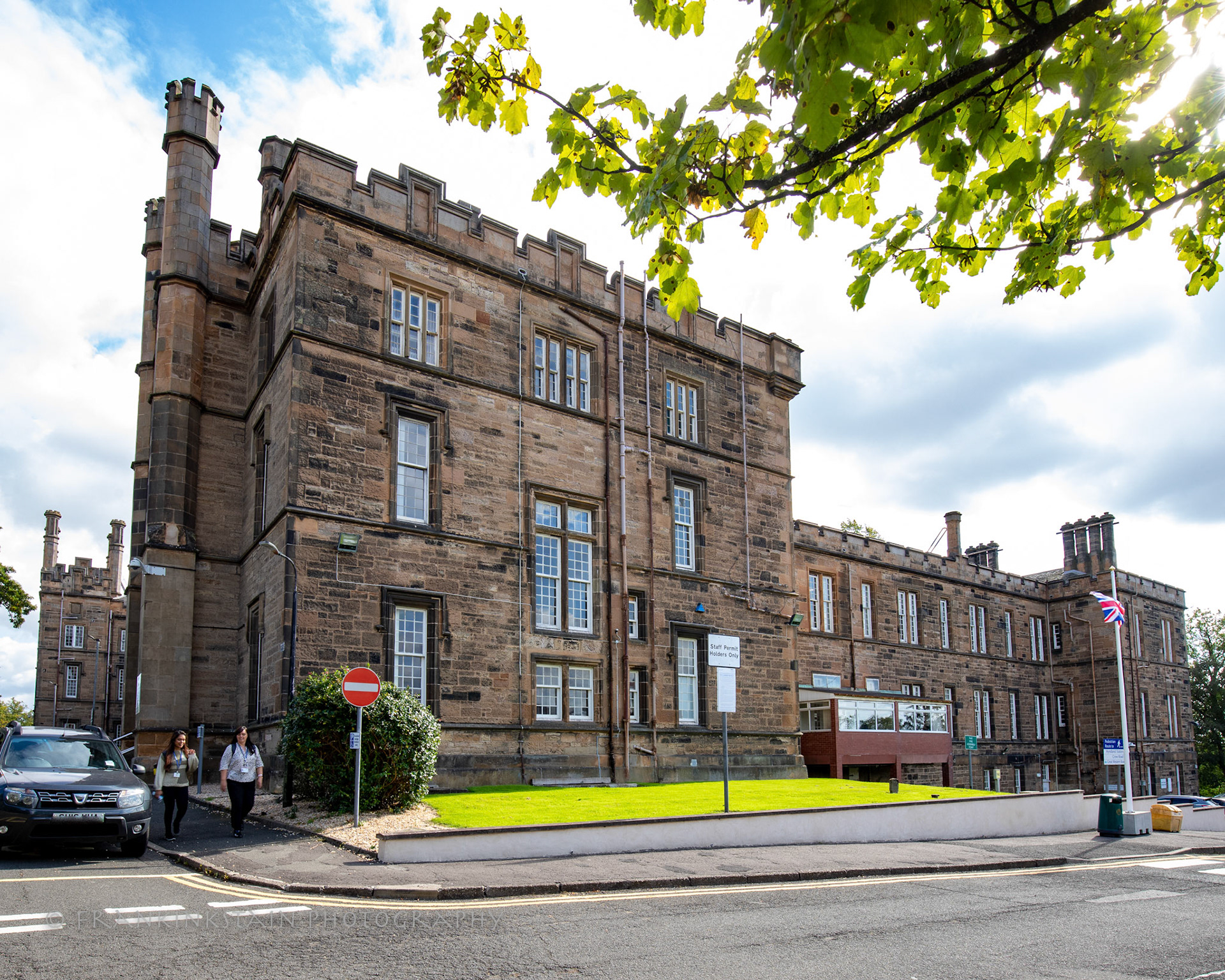 1055 GREAT WESTERN ROAD GARTNAVEL ROYAL HOSPITAL, GARDEN, BOUNDARY AND RETAINING WALLS
