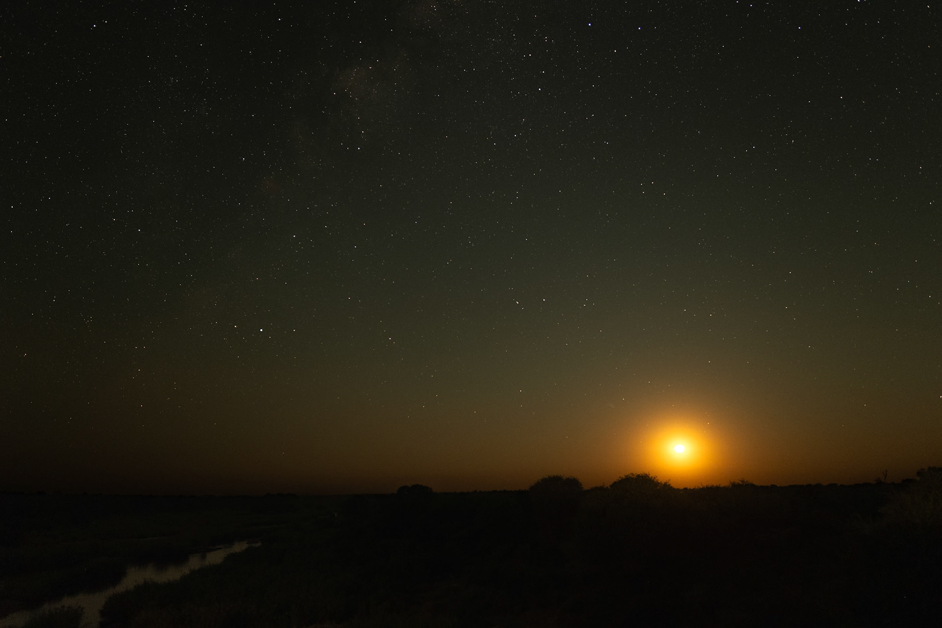 Kruger Park milkyway & moon rise (coming soon))
