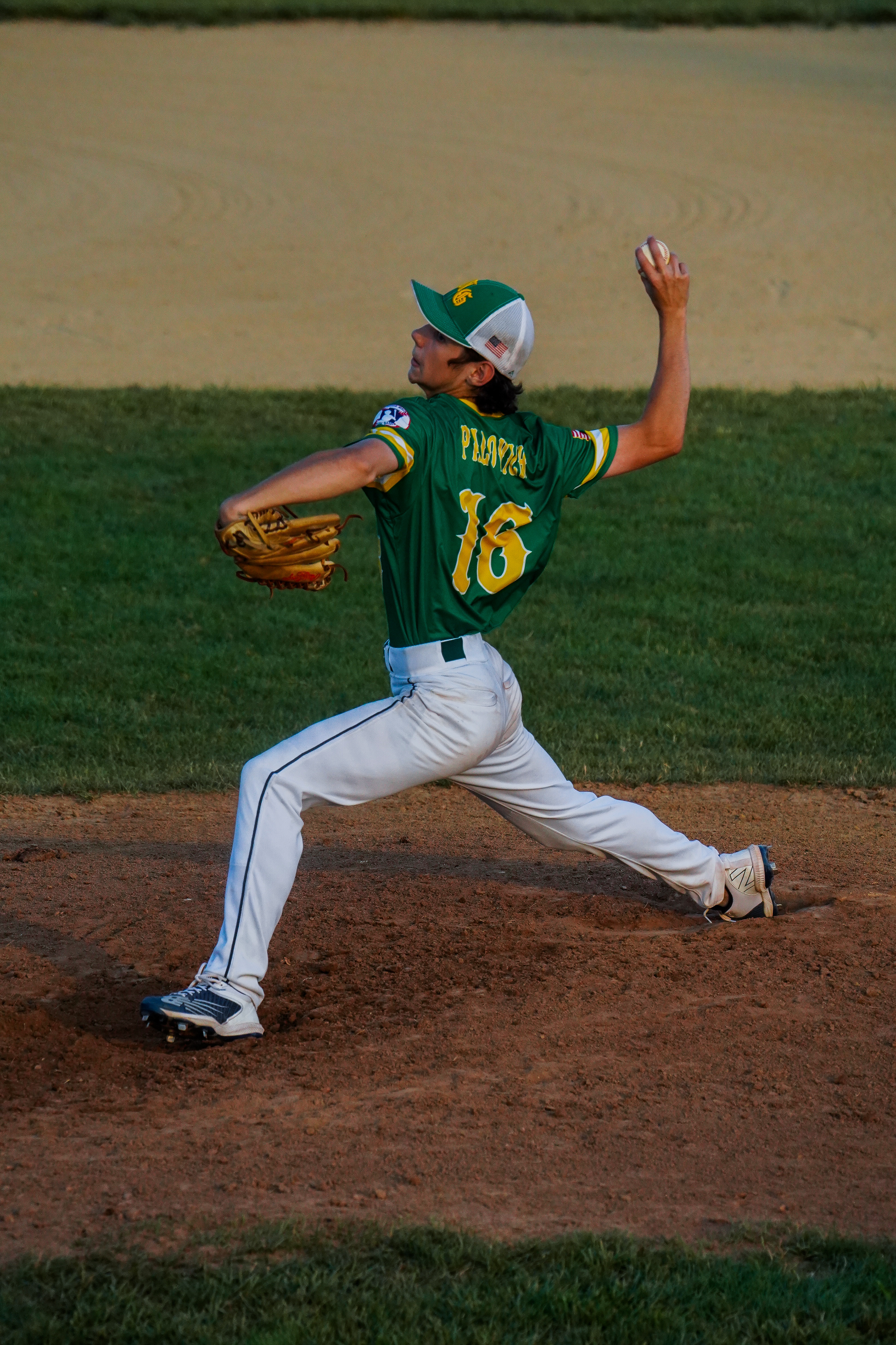 Nor Gwyn vs Montgomery