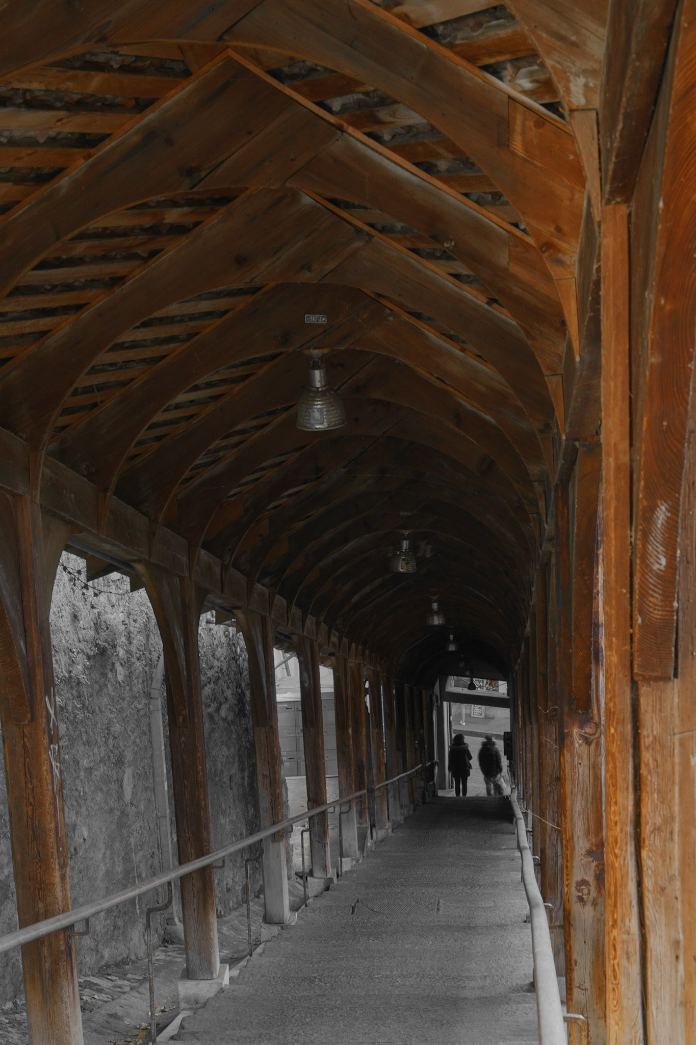 Abstieg vom Schloss